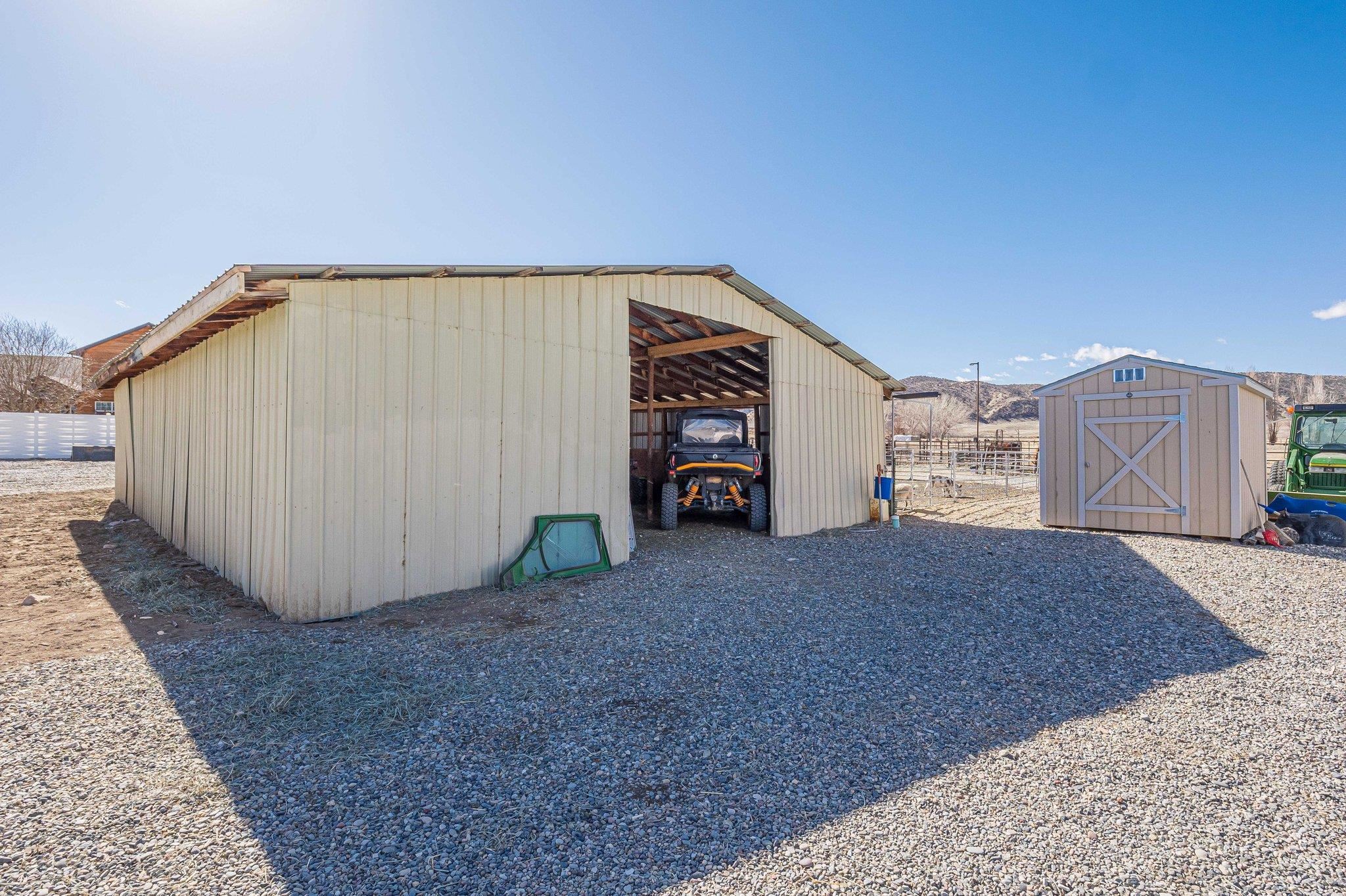 1255 12 1/2 Road Property Photo 12