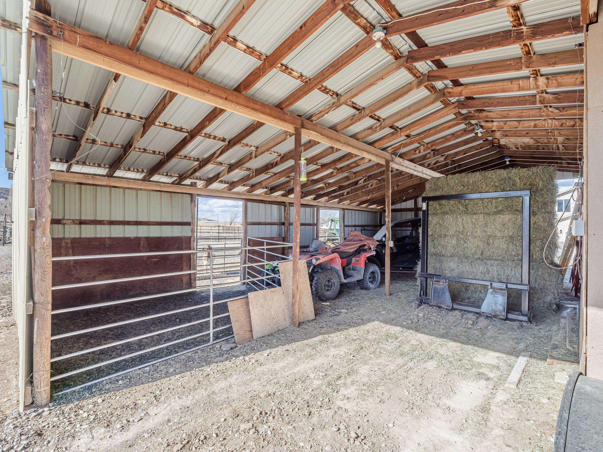 1255 12 1/2 Road Property Photo 13