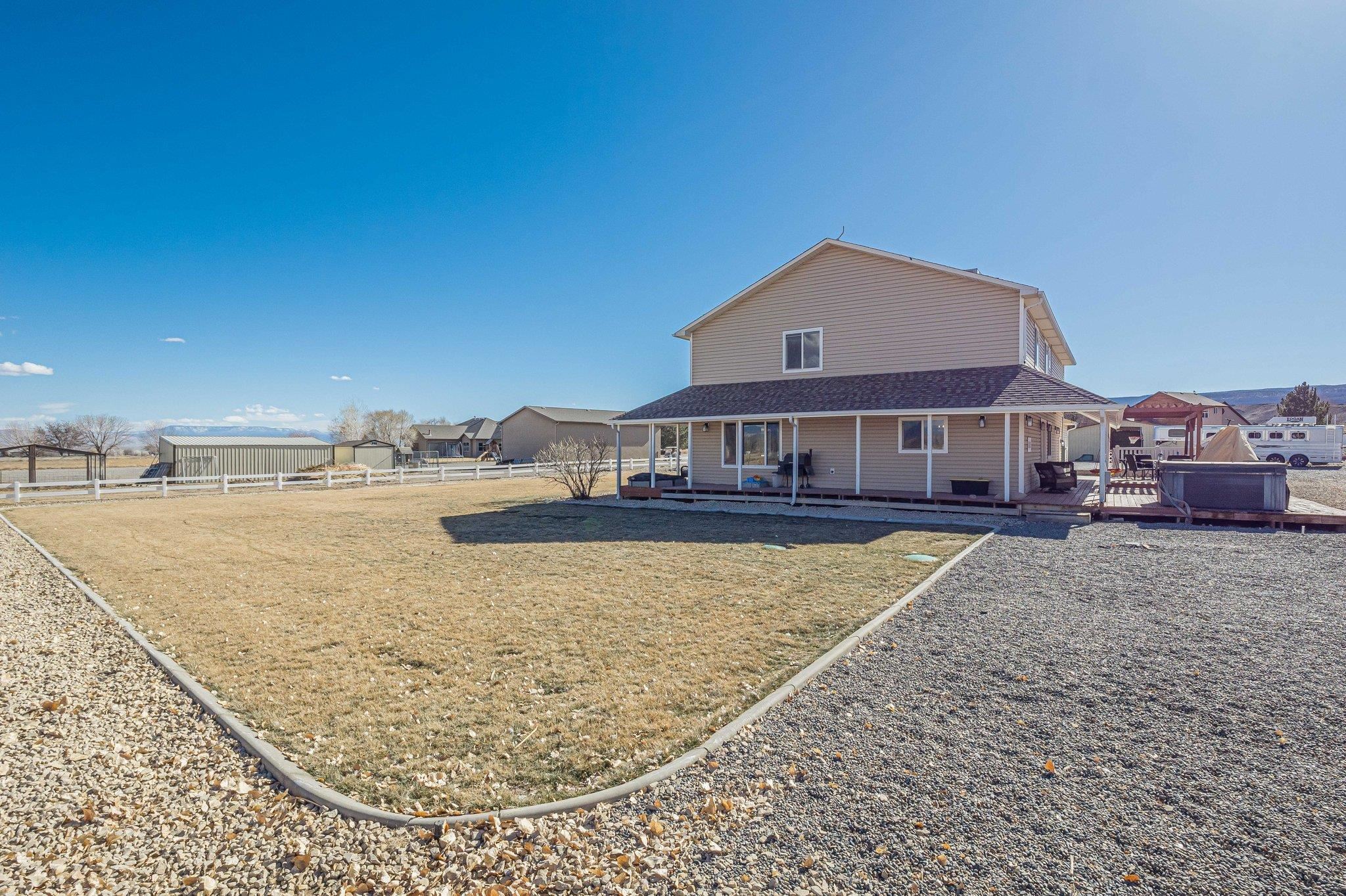 1255 12 1/2 Road Property Photo 16
