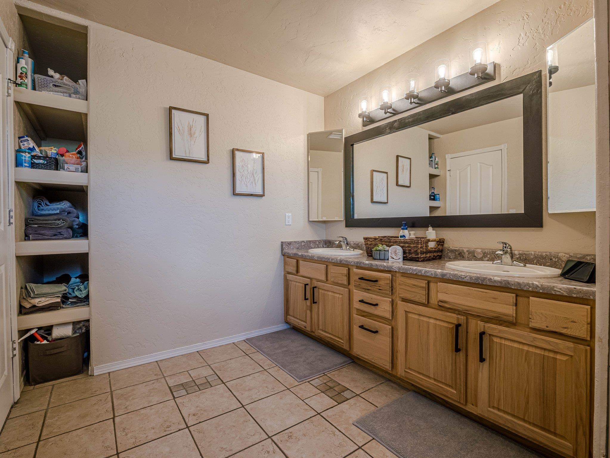 1255 12 1/2 Road Property Photo 42