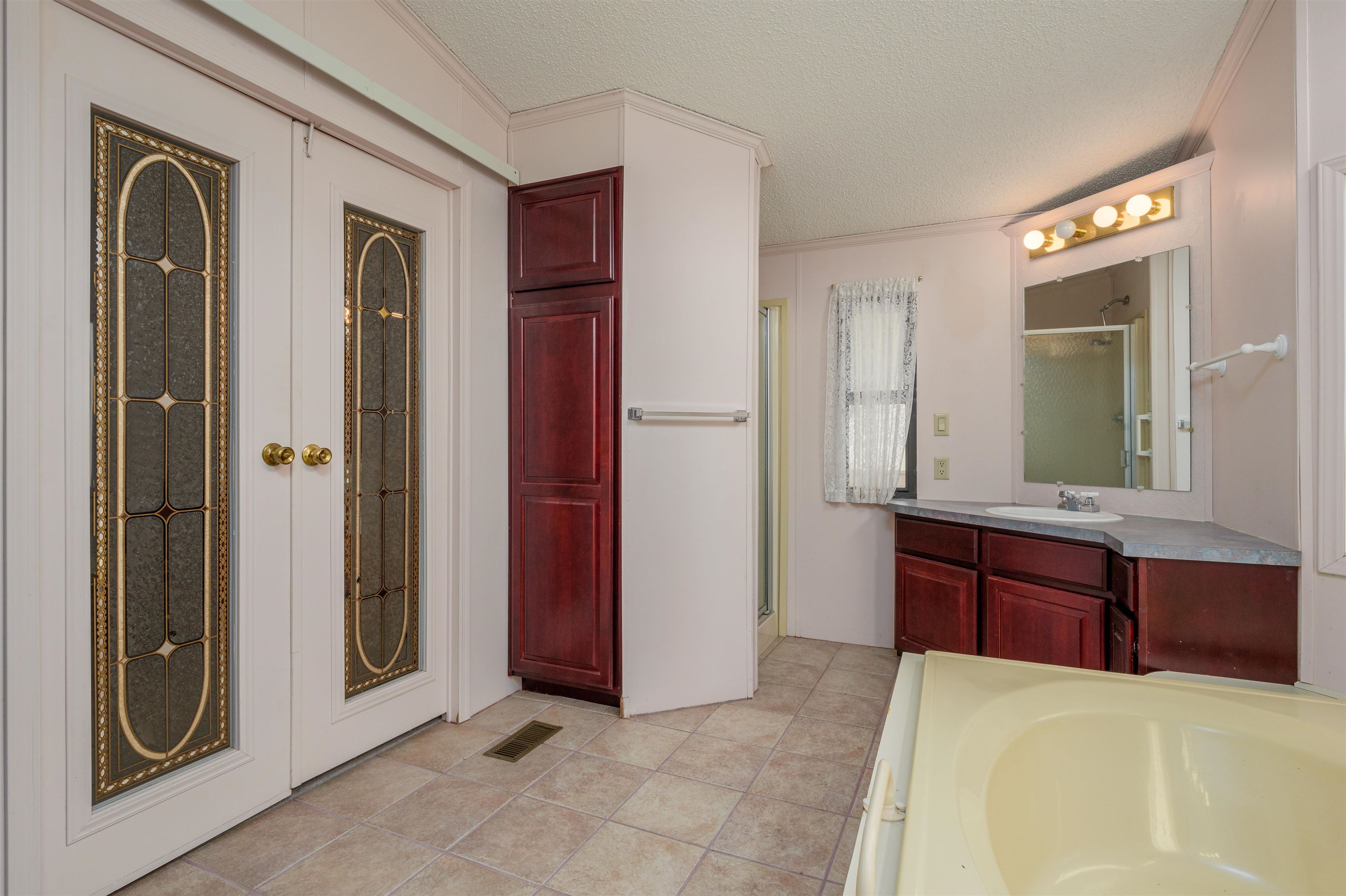 3781 Granada Drive Property Photo 8