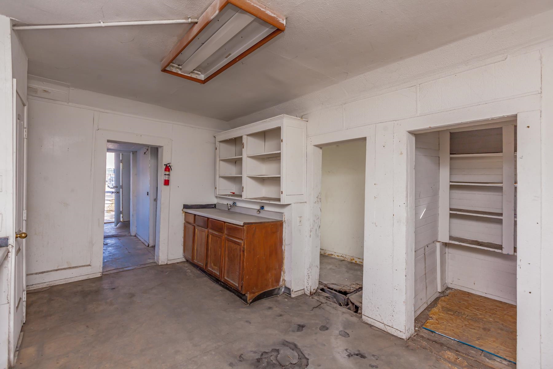 242 Pitkin Avenue Property Photo 8