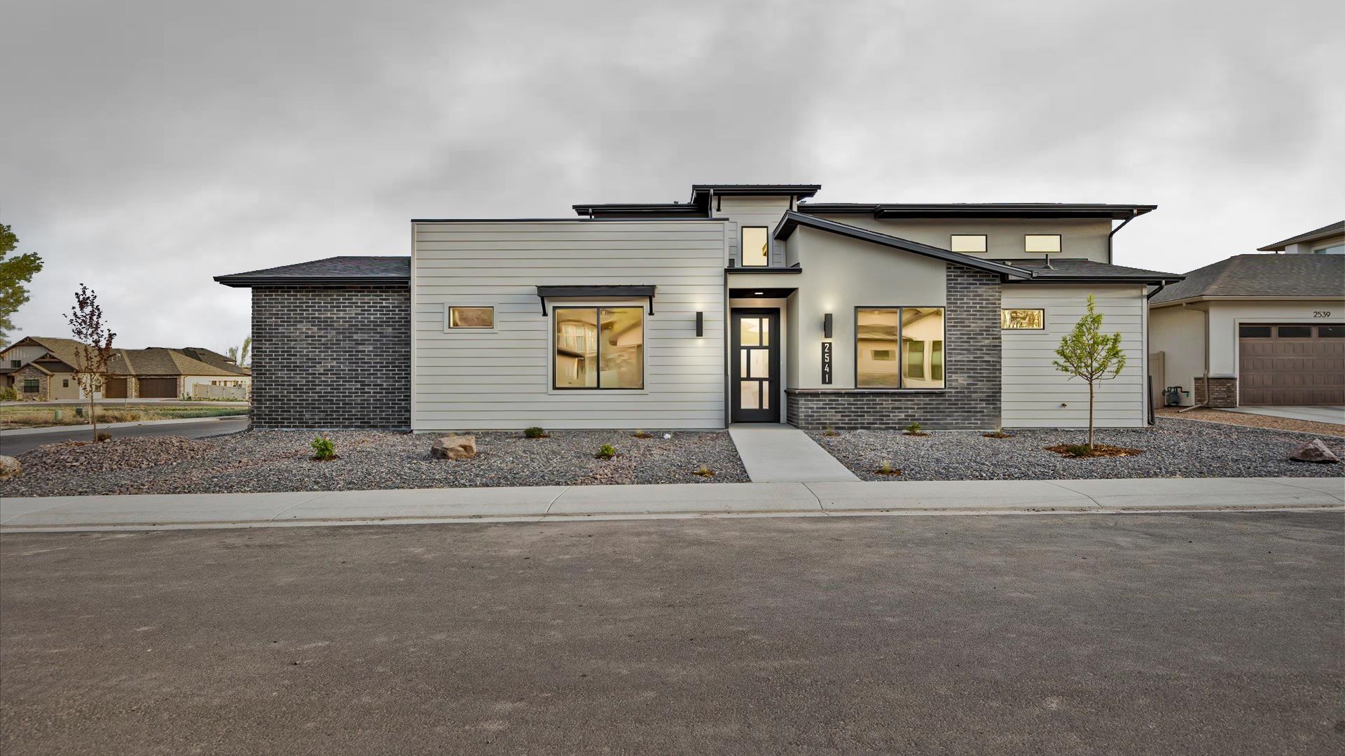 2541 White Bark Court Property Photo
