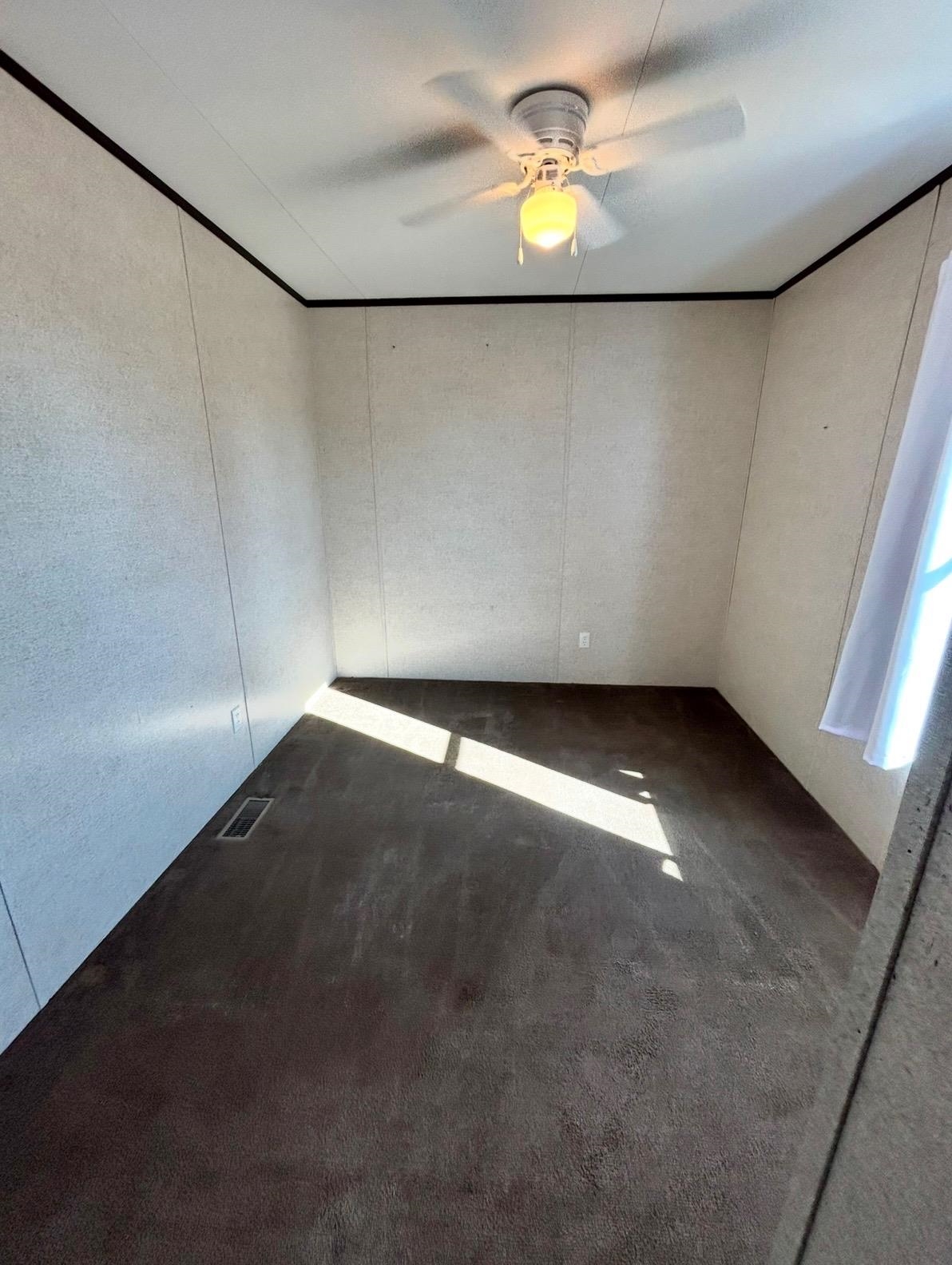 3251 E Road Property Photo 6