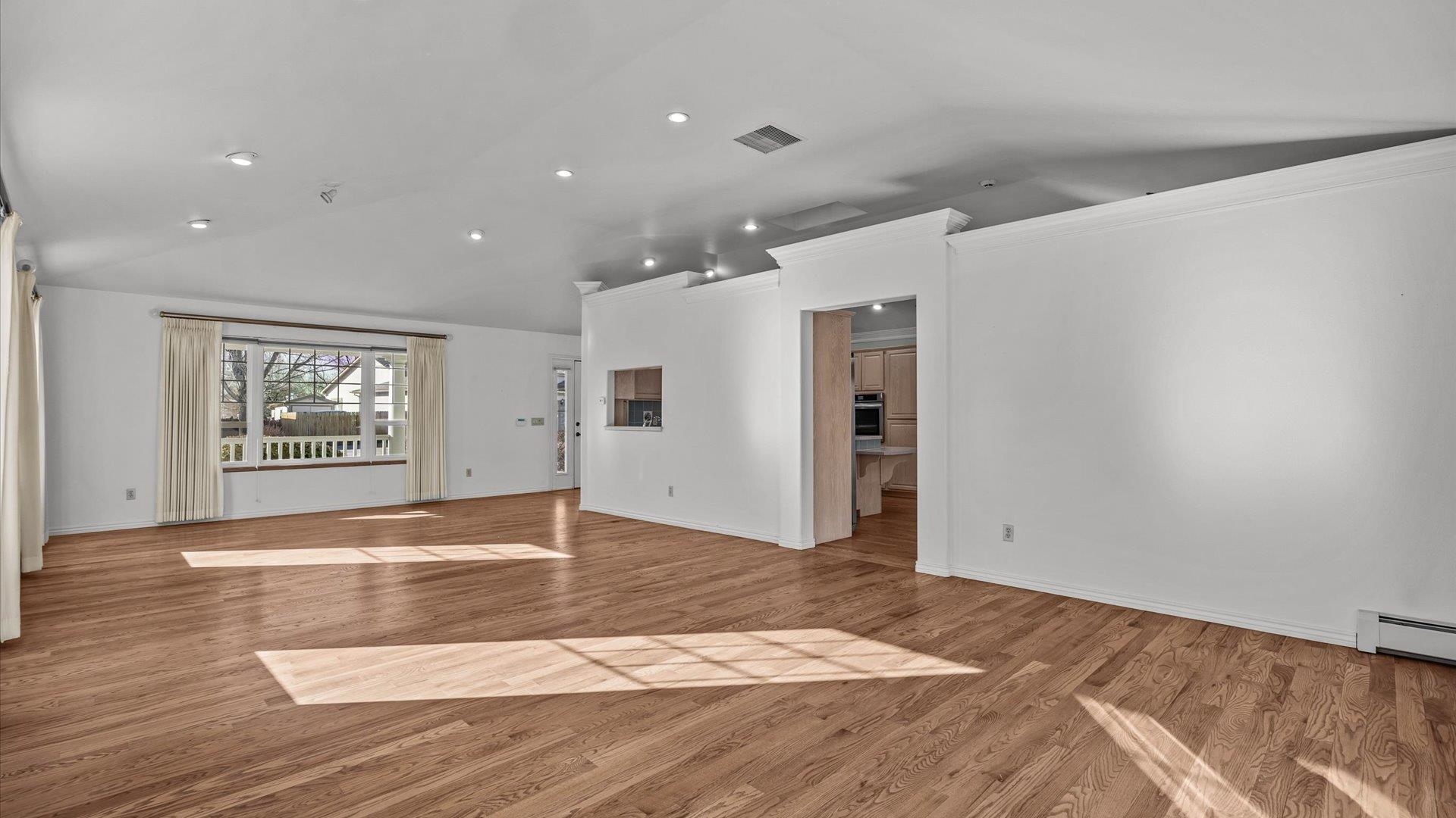 674 Moonridge Circle Property Photo 8