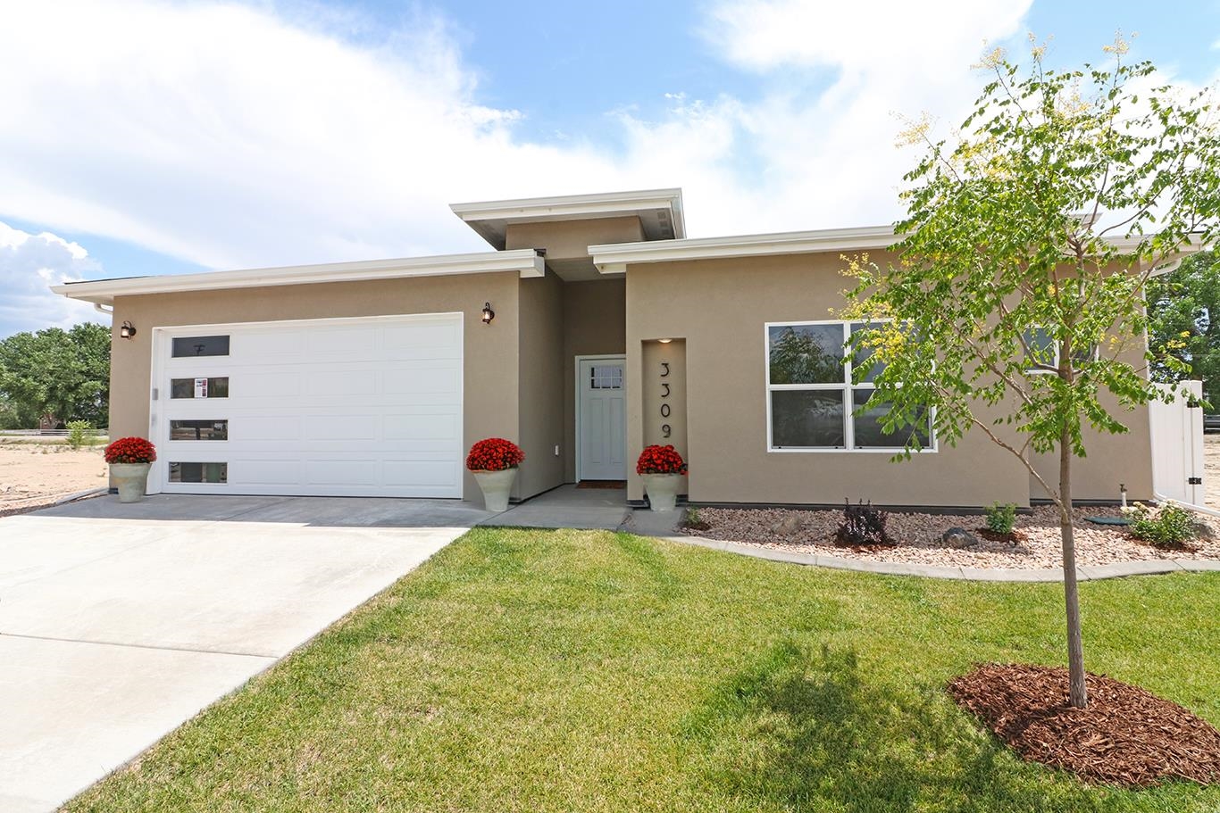 3309 Pyrus Street Property Photo