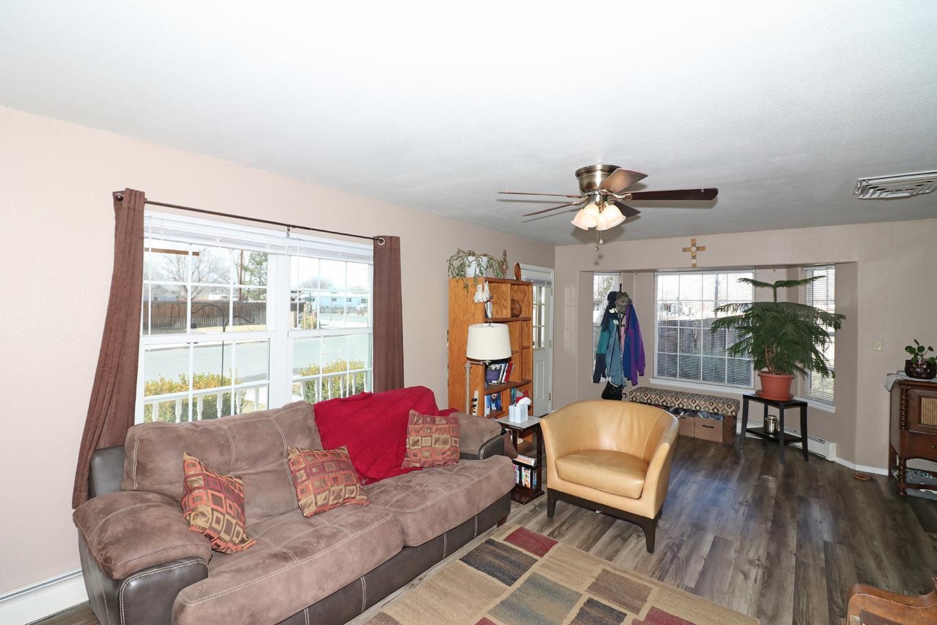 650 Irish Walk Property Photo 7