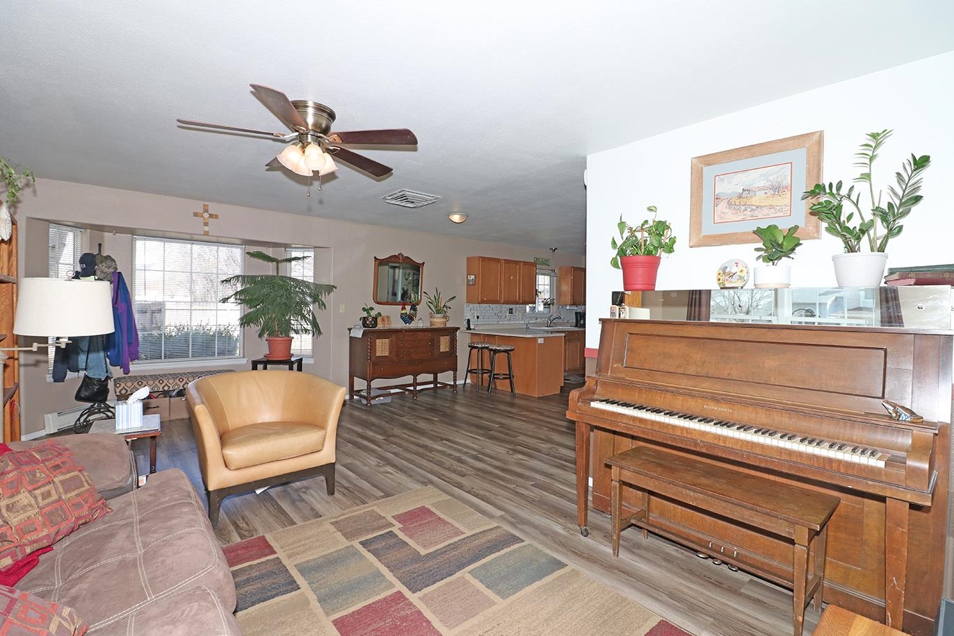 650 Irish Walk Property Photo 8