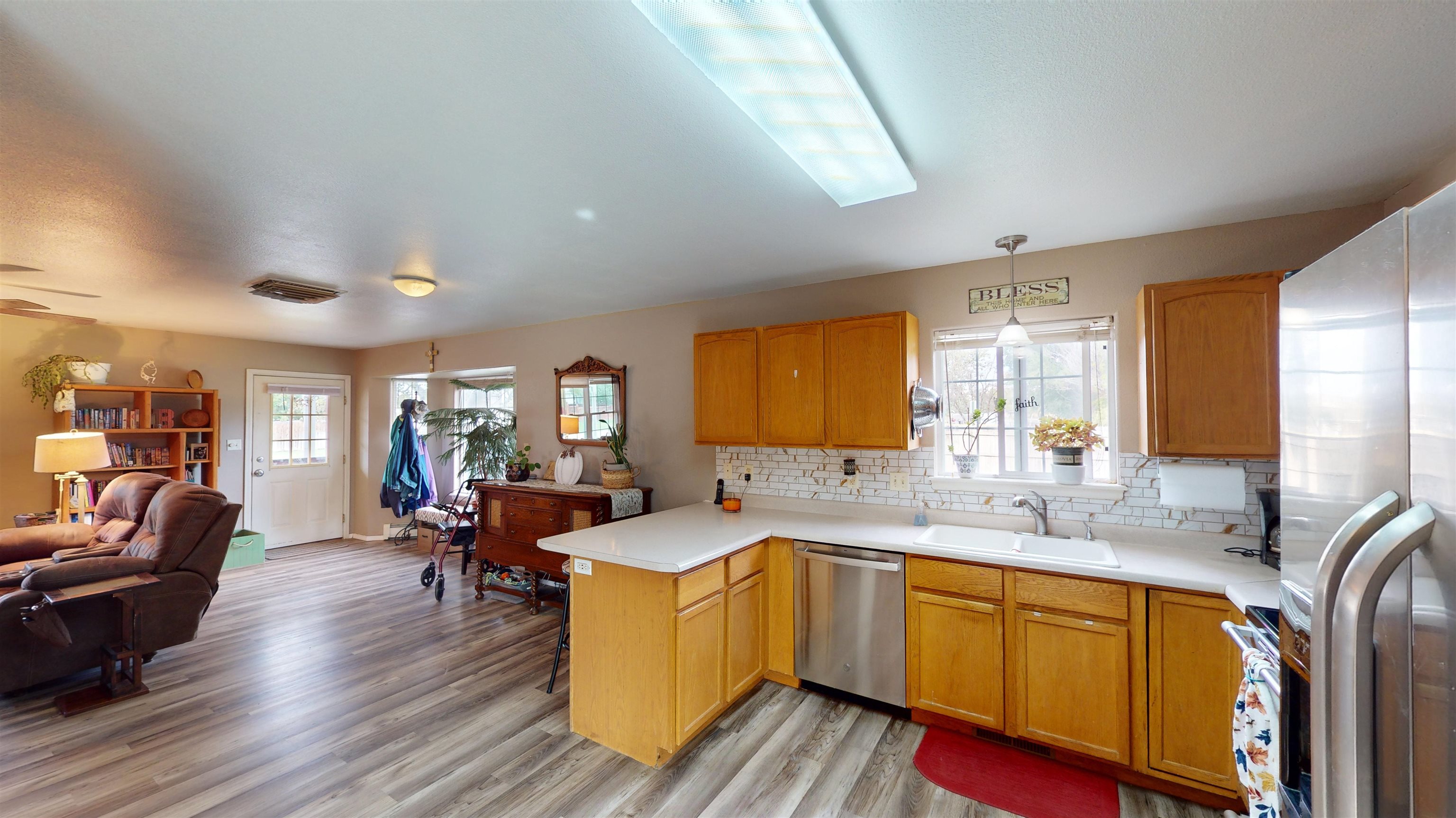 650 Irish Walk Property Photo 12