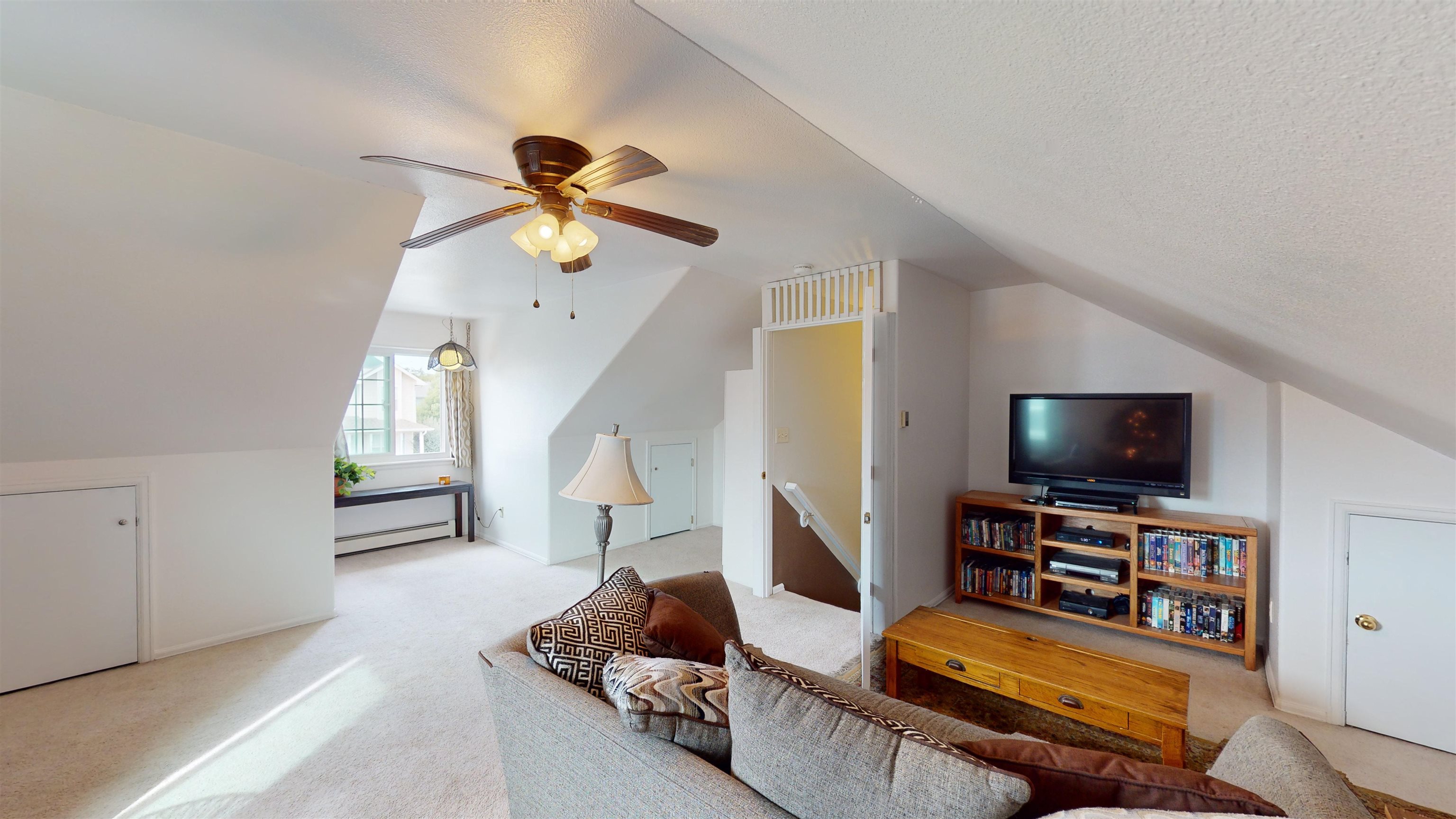 650 Irish Walk Property Photo 17