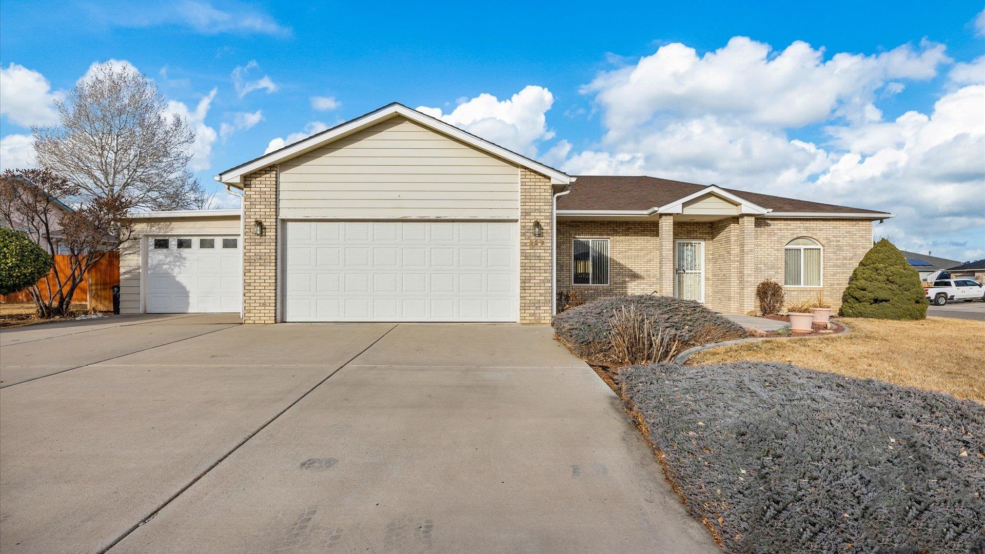 229 Vista Hills Drive Property Photo