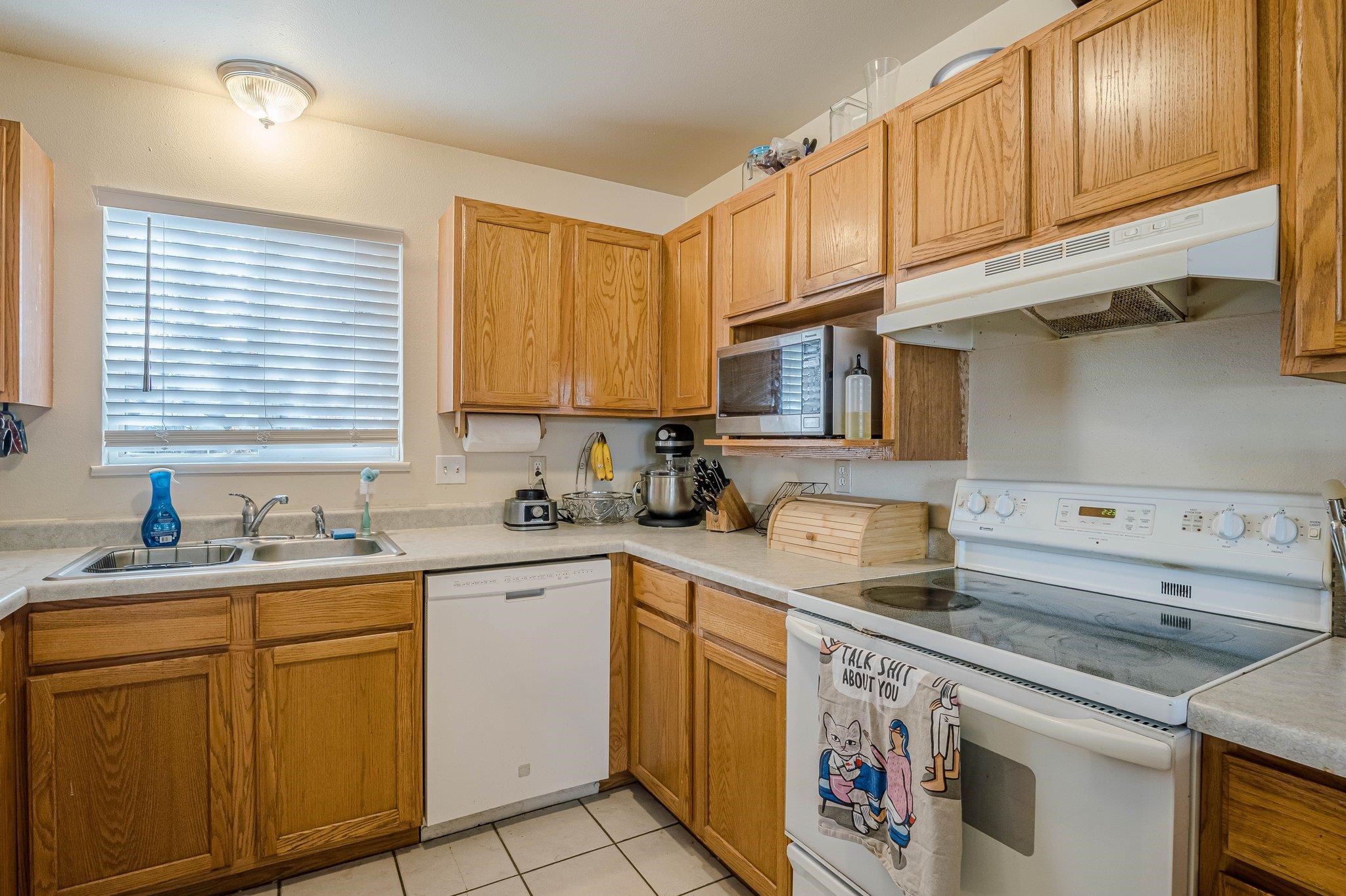 463 1/2 Seckel Street Property Photo 17