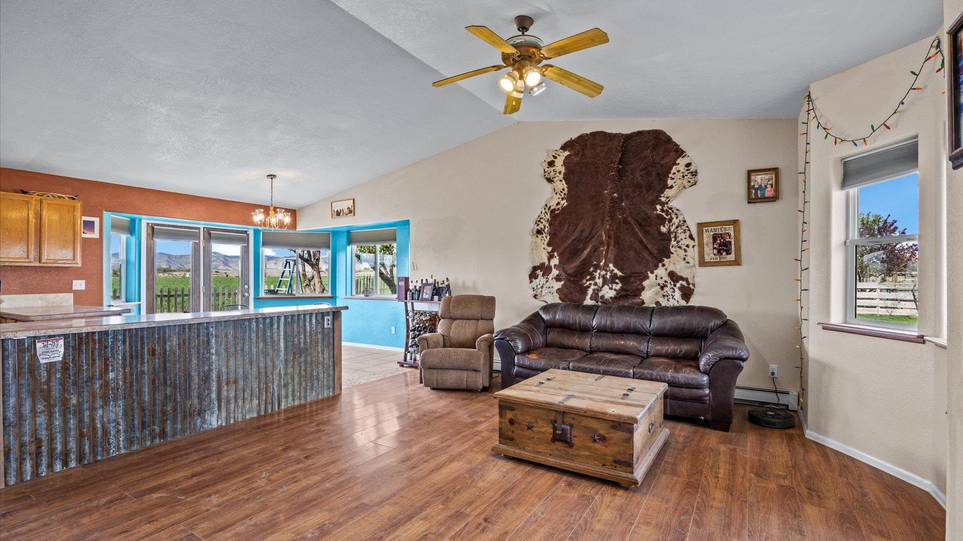 1880 O Road Property Photo 8