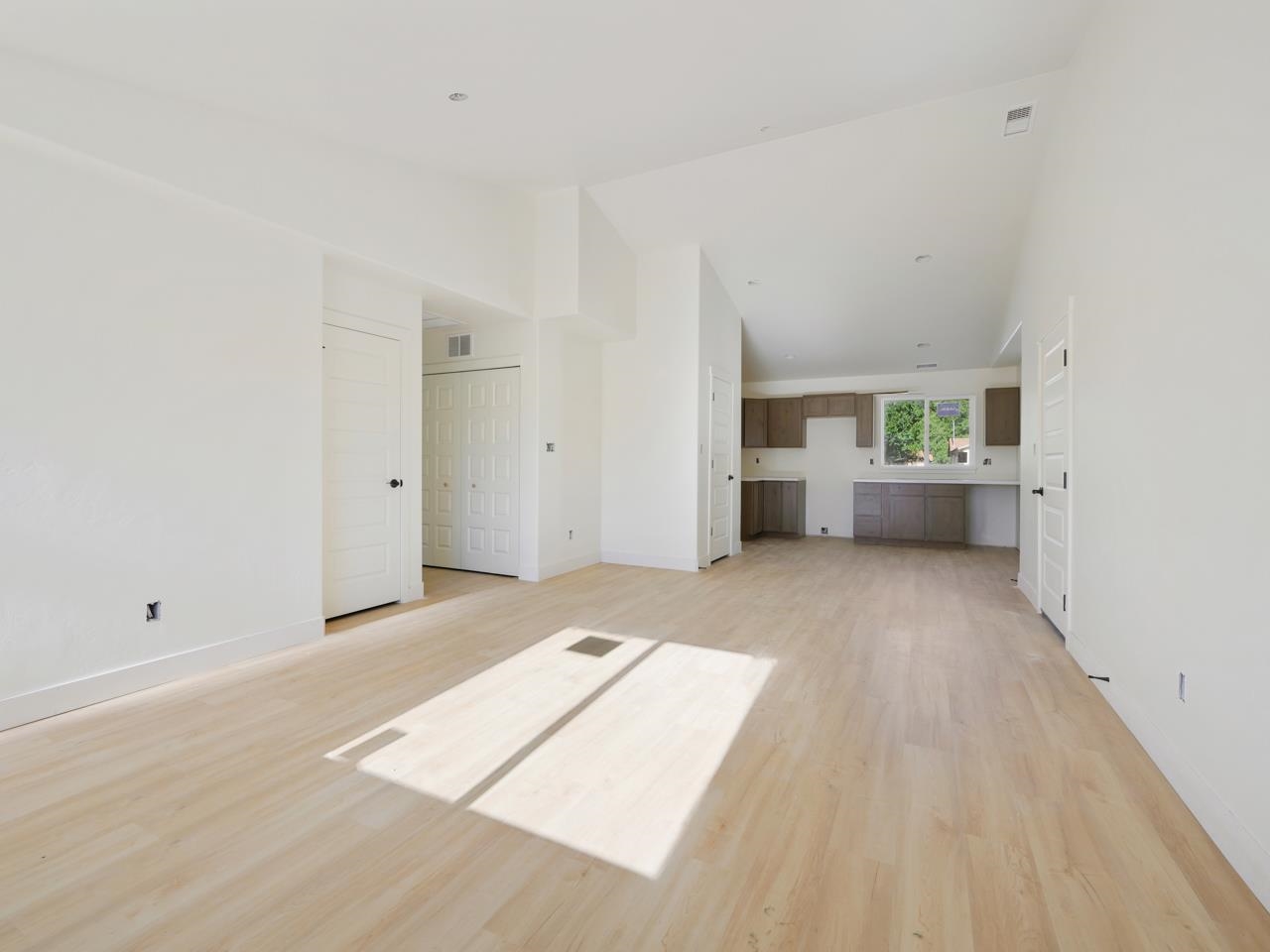 3241 Orson Court Property Photo 7