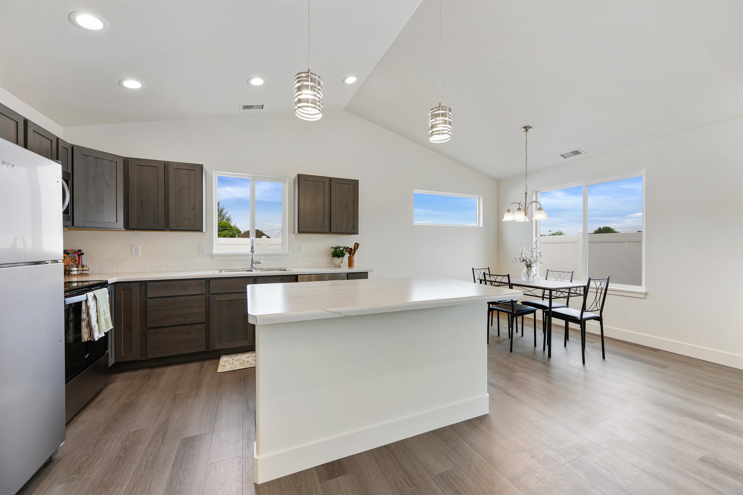 3234 Orson Court Property Photo 8
