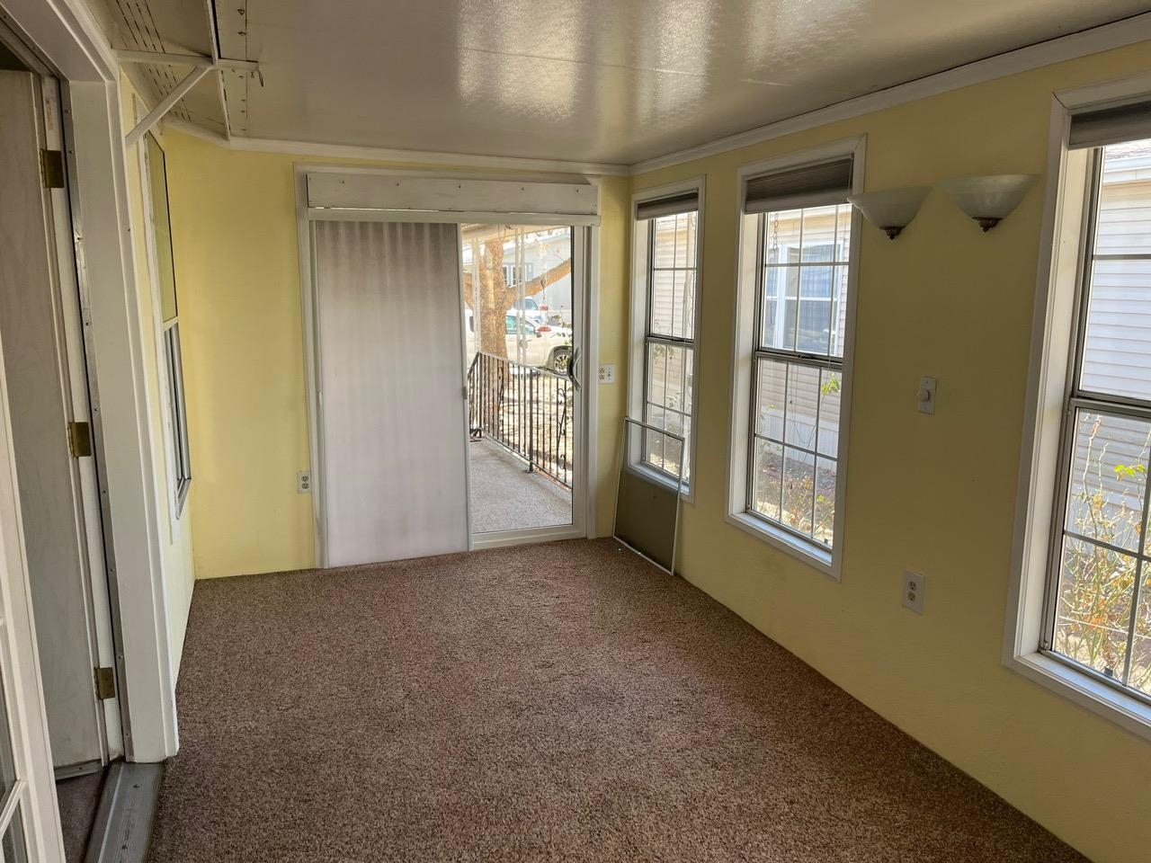 679 Brentwood Drive Property Photo 18