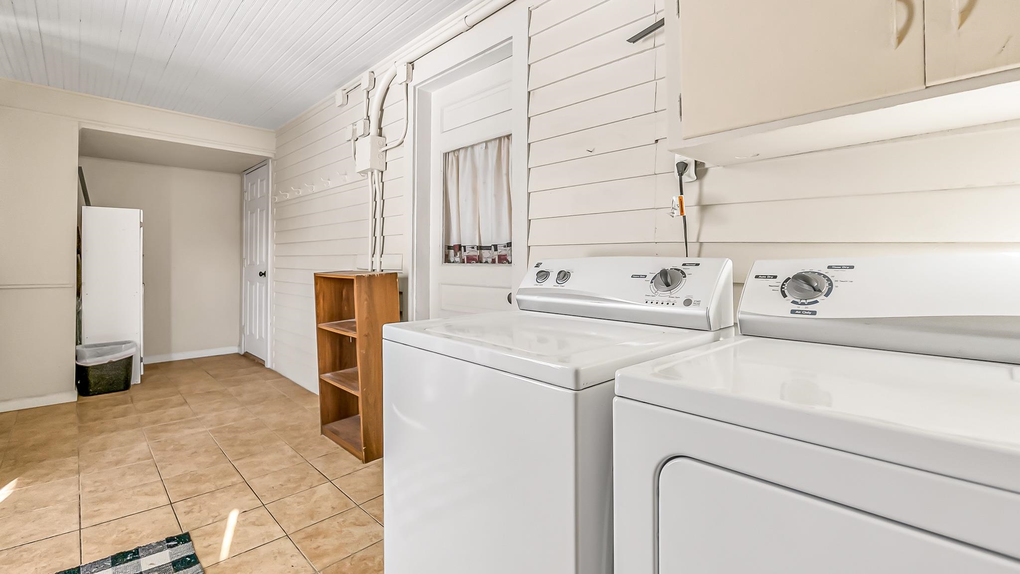 694 Russell Street Property Photo 20