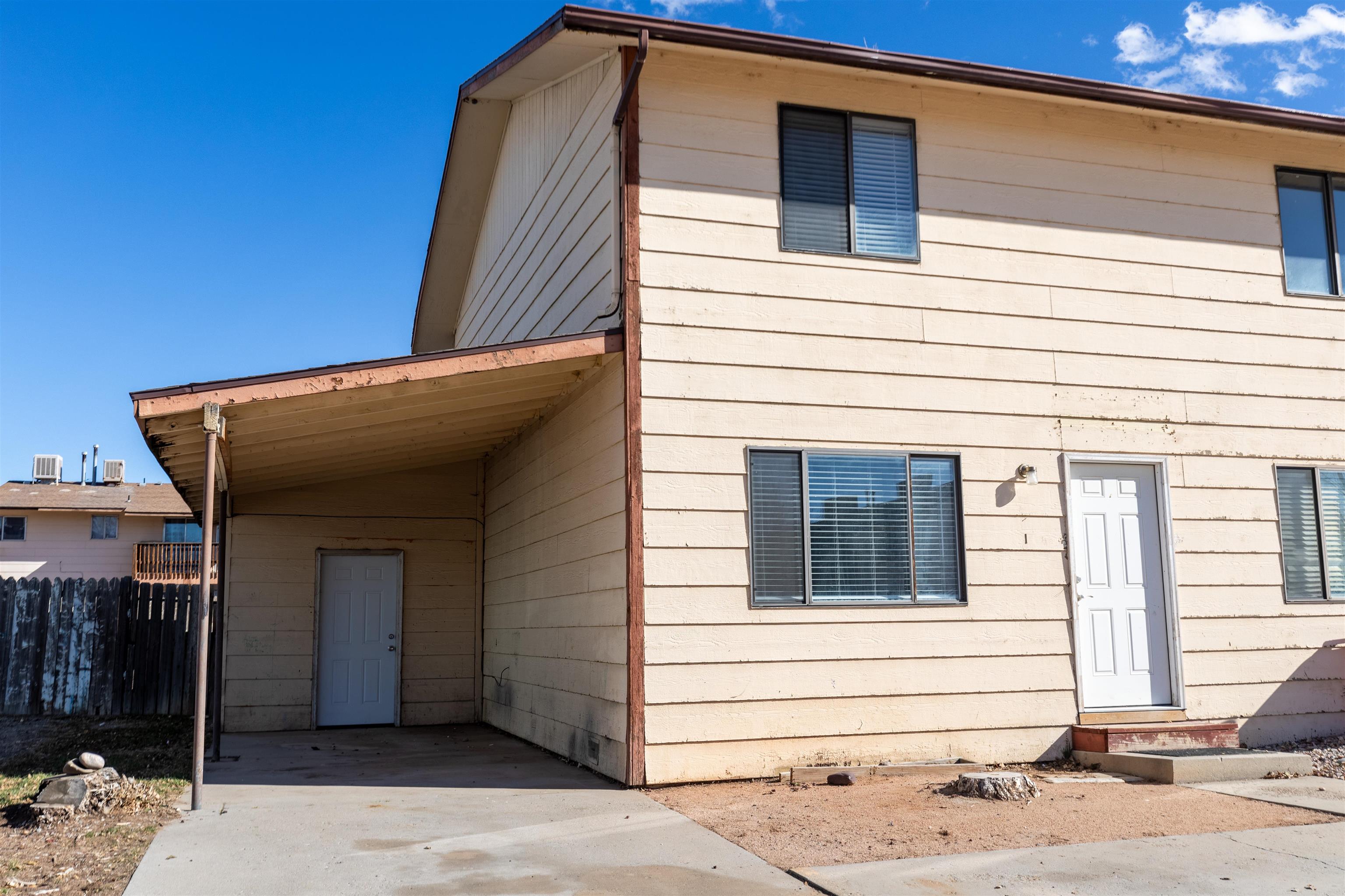 Tracy S Condo Real Estate Listings Main Image