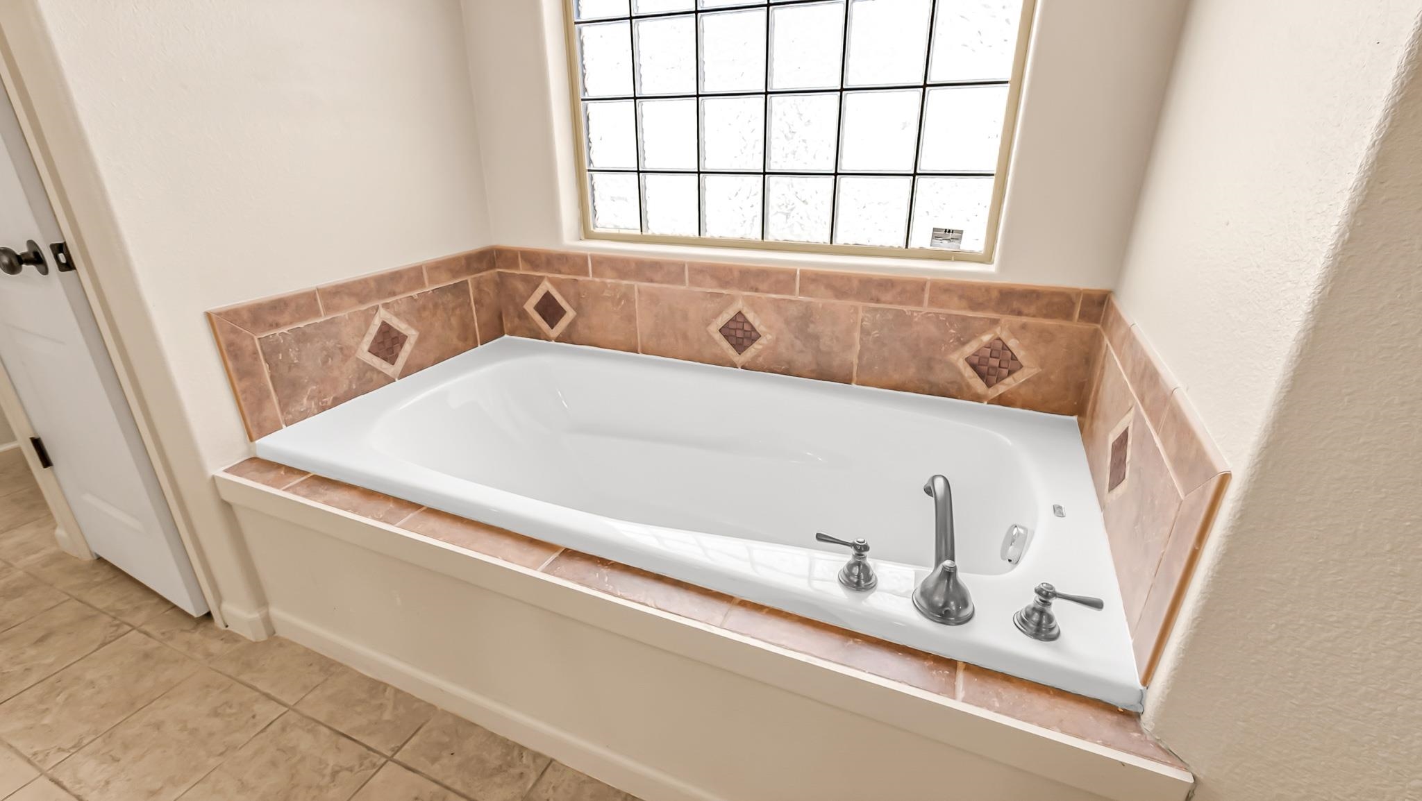 955 Wildwood Drive Property Photo 12