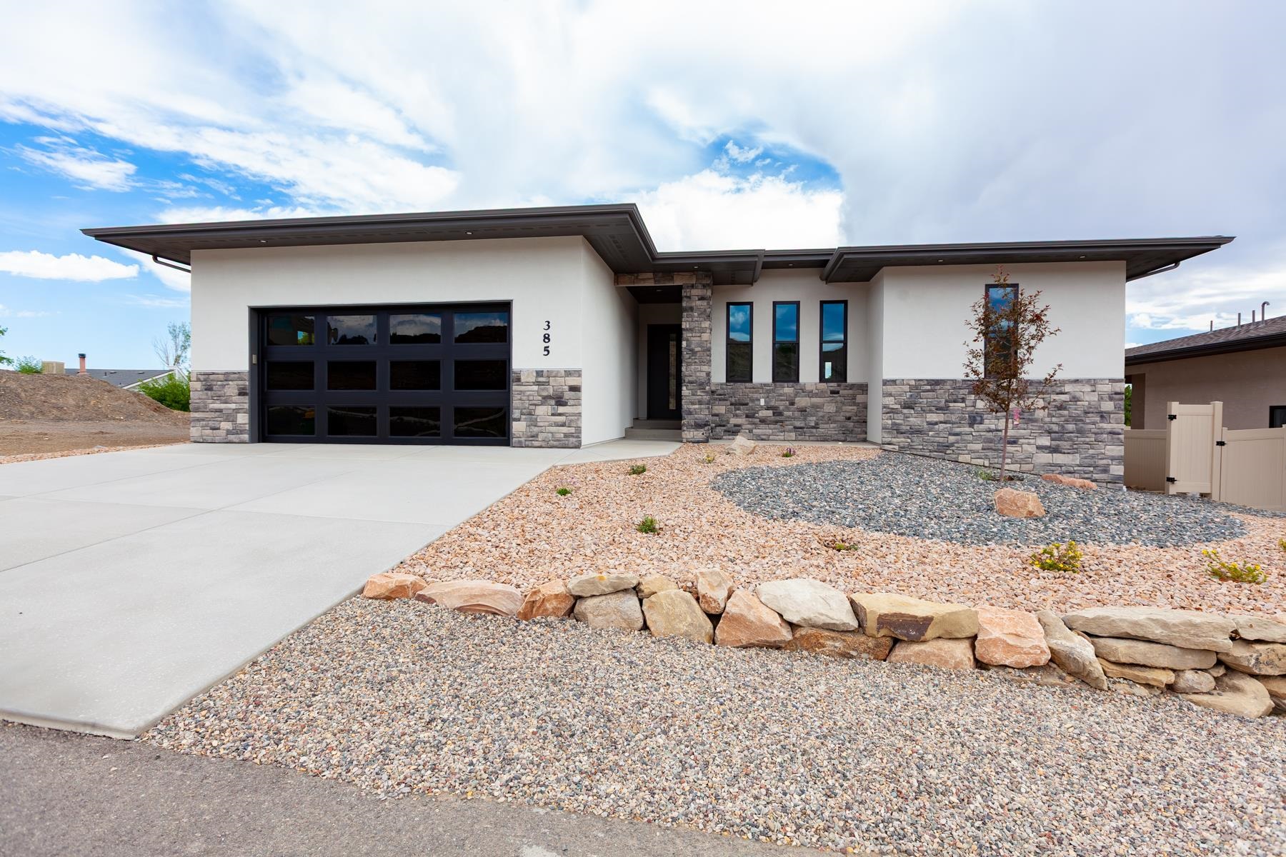 385 Aiguille Drive Property Photo 1