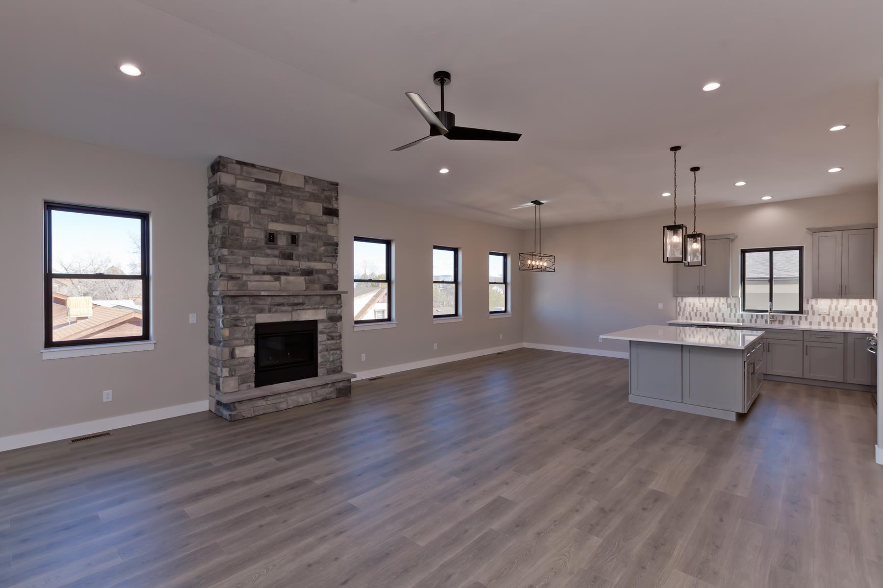 385 Aiguille Drive Property Photo 4