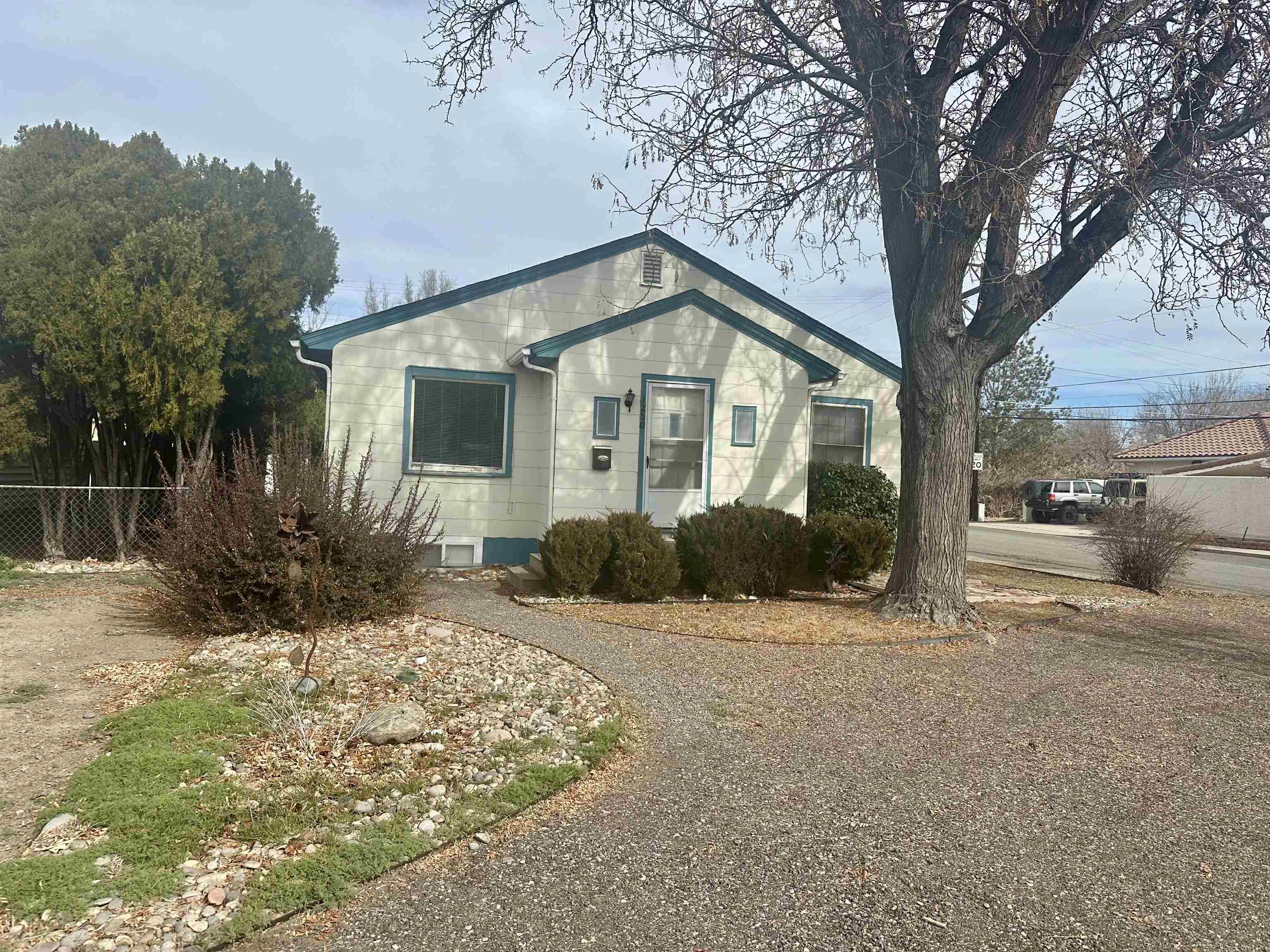 1250 Orchard Avenue Property Photo