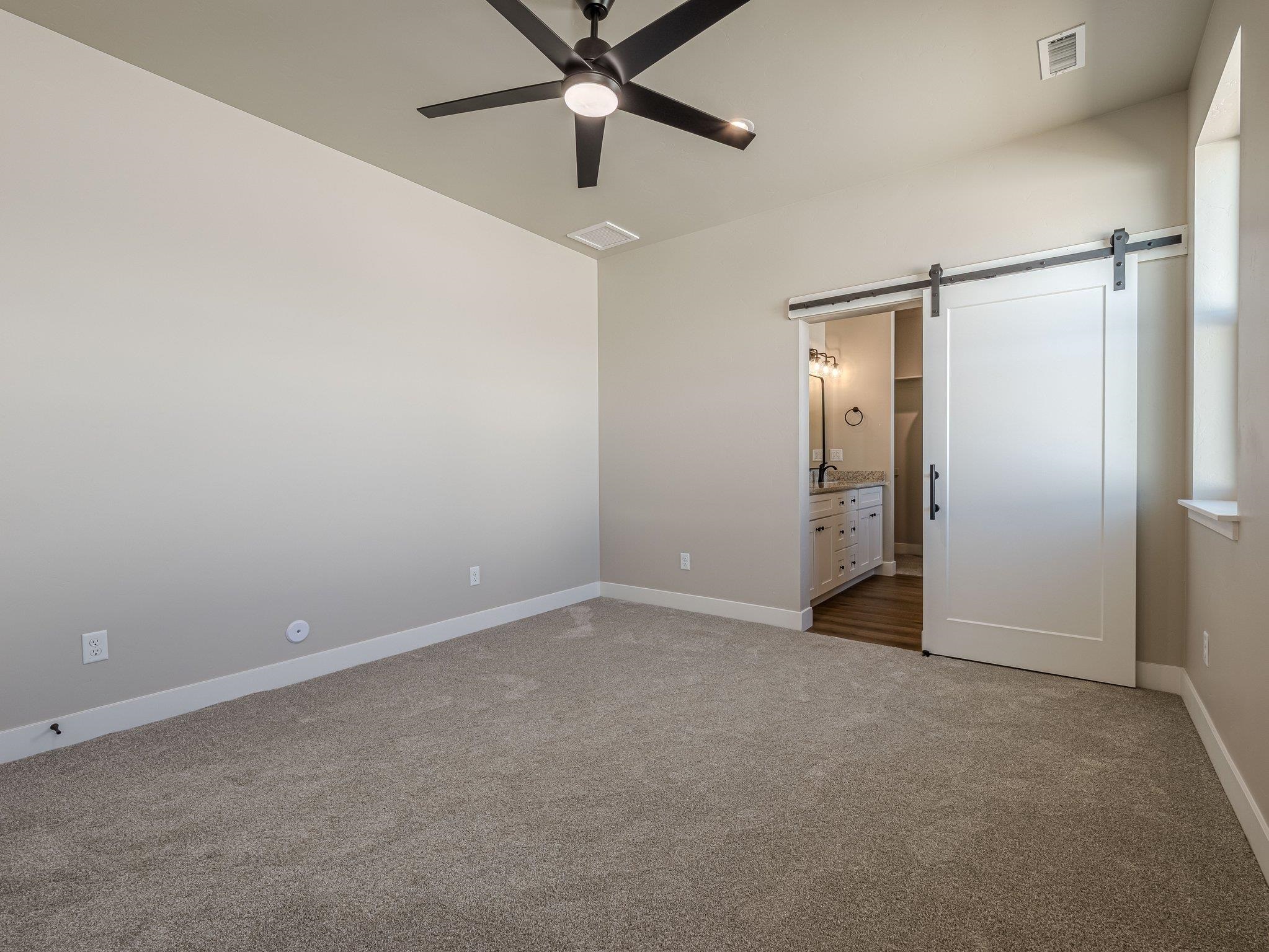 429 Alamo Street Property Photo 21