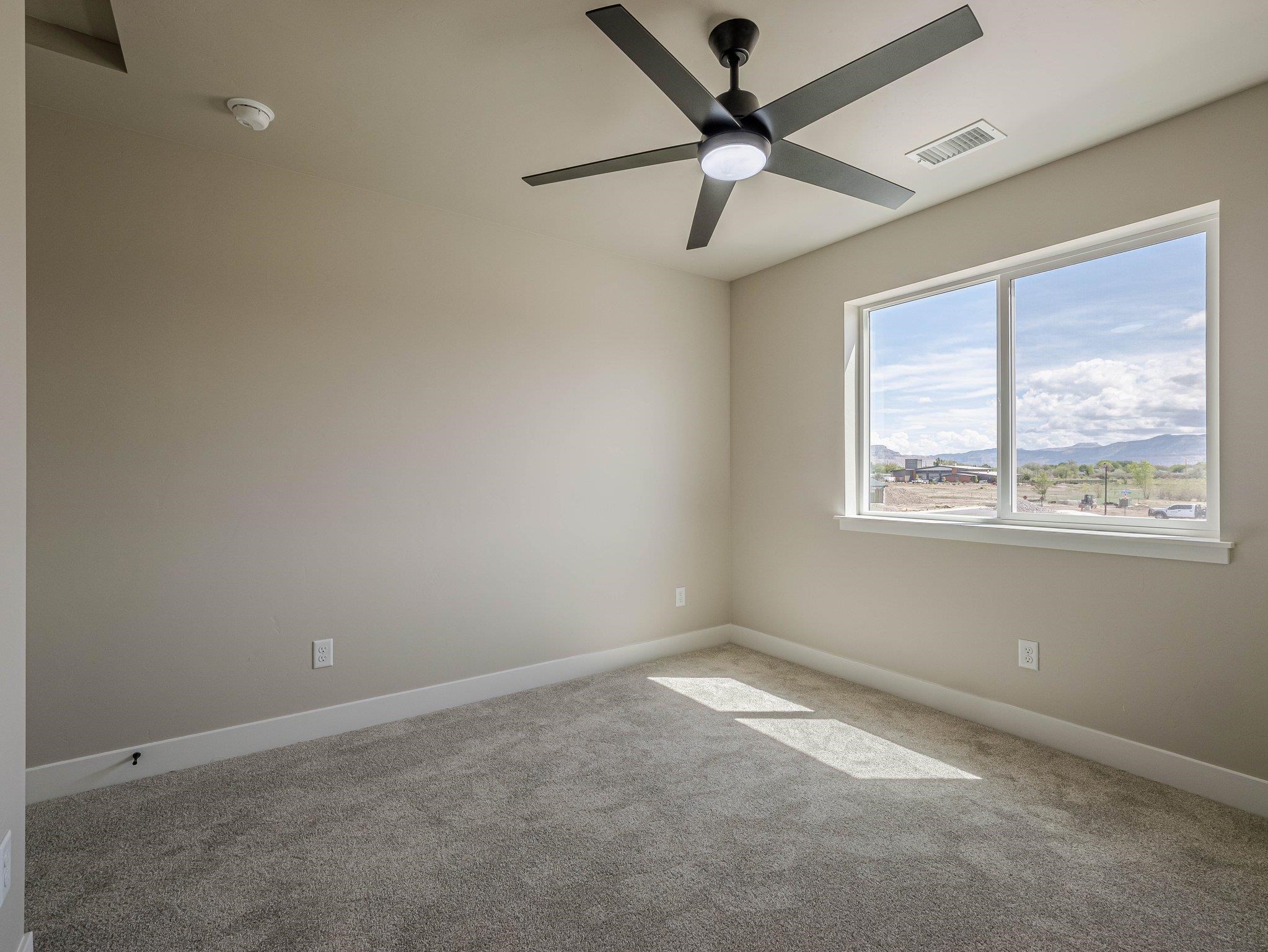 429 Alamo Street Property Photo 34