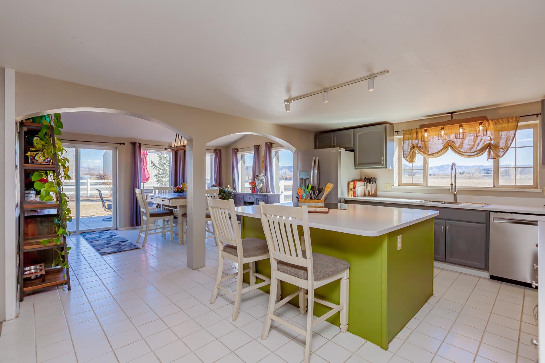 2115 K Road Property Photo 8