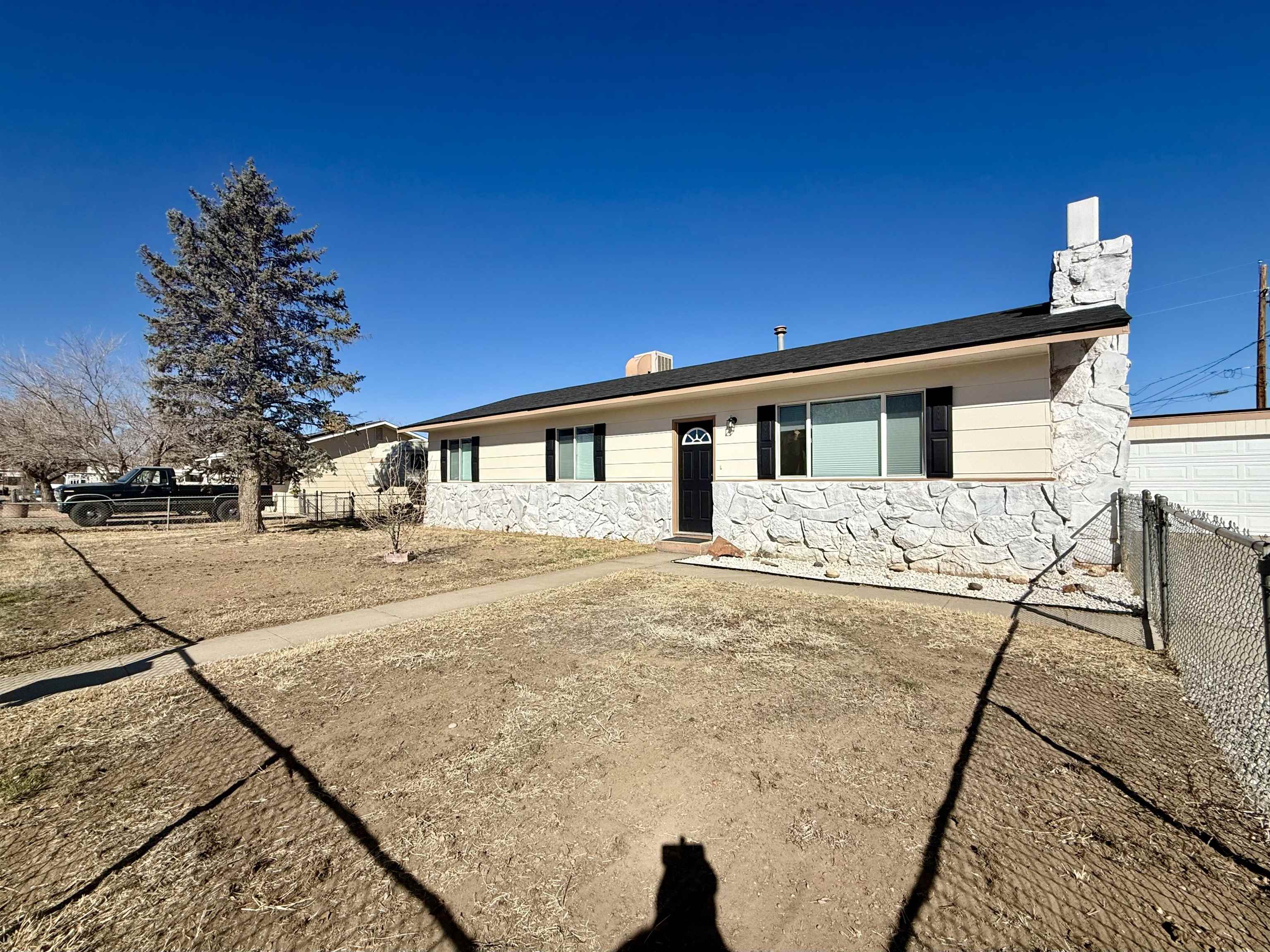 2906 Ronda Lee Road Property Photo