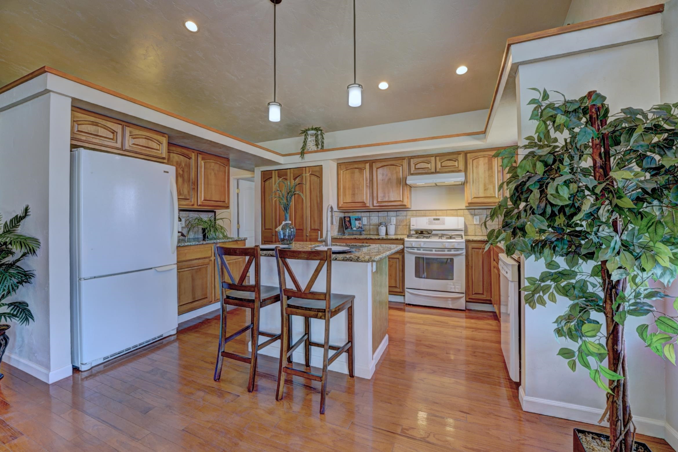 353 Belden Court Property Photo 13