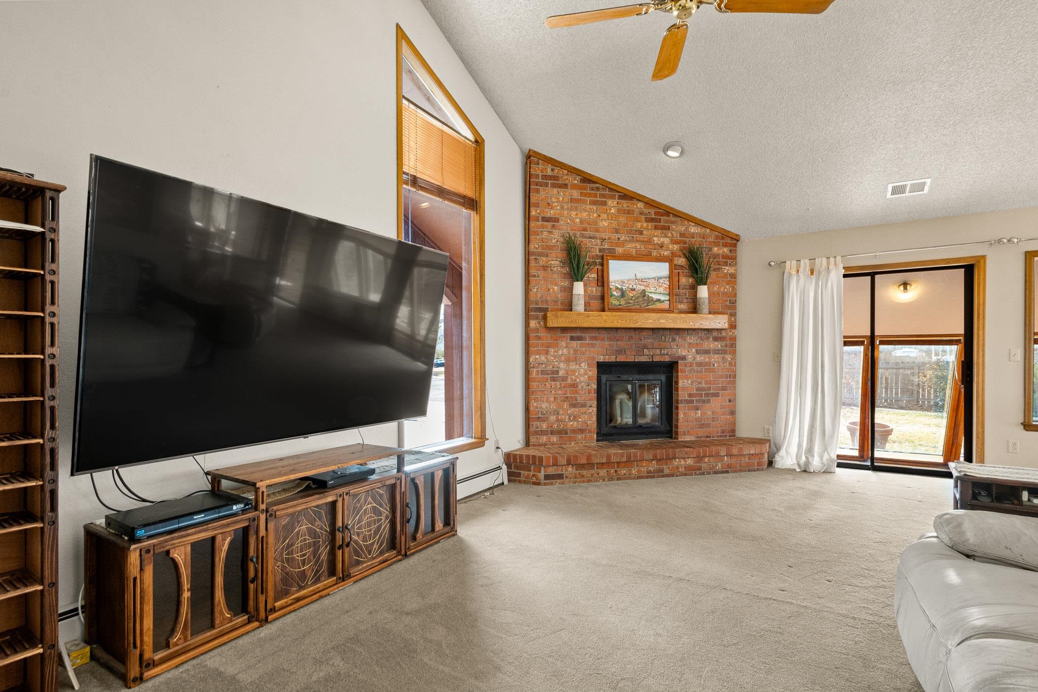 807 La Paz Court Property Photo 4