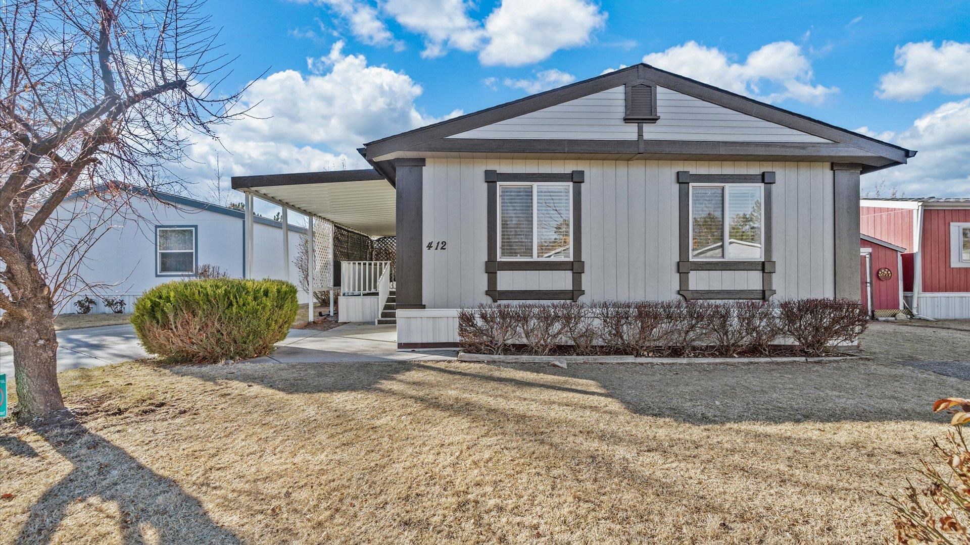 435 32 Road Property Photo