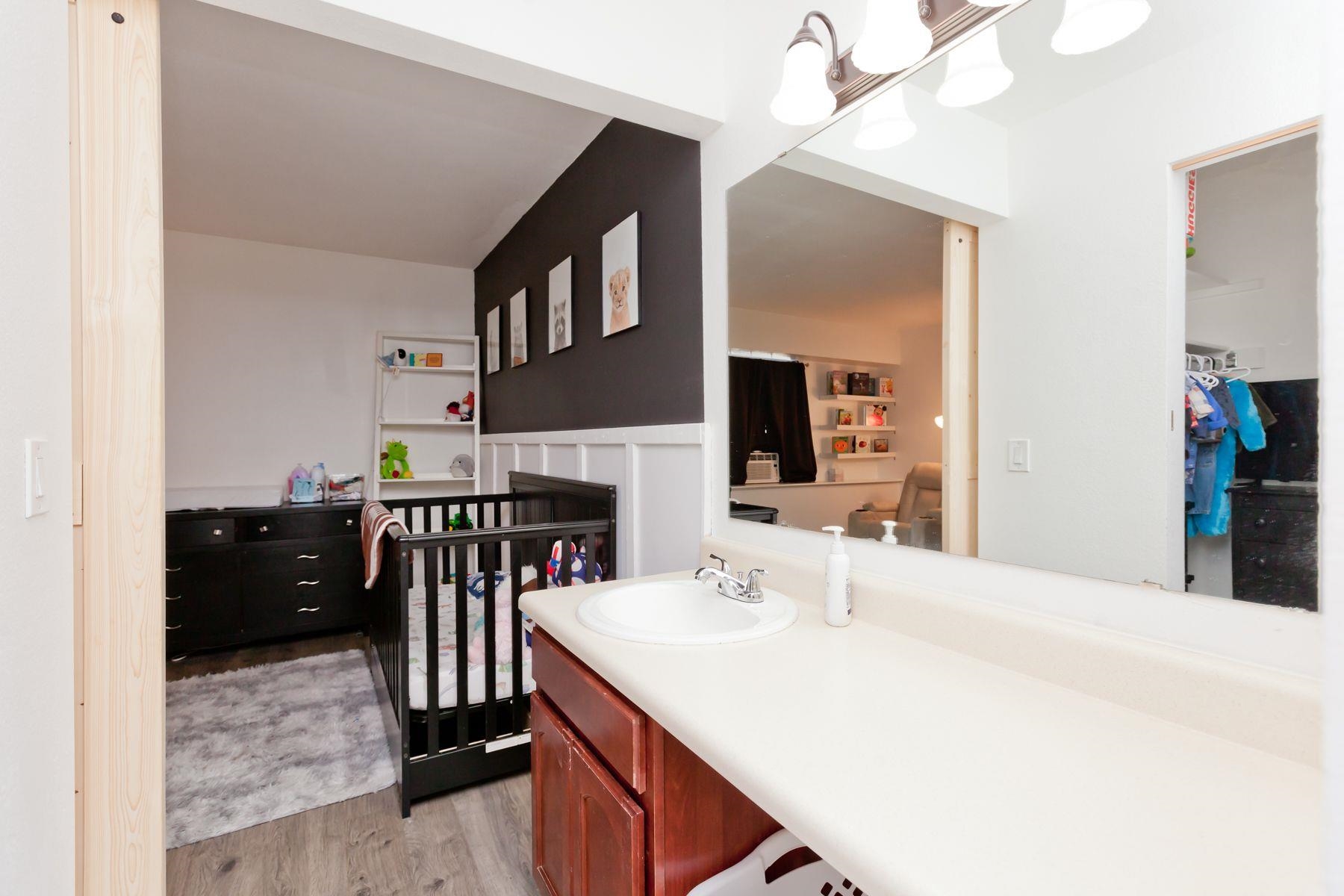 256 Coventry Place Property Photo 22