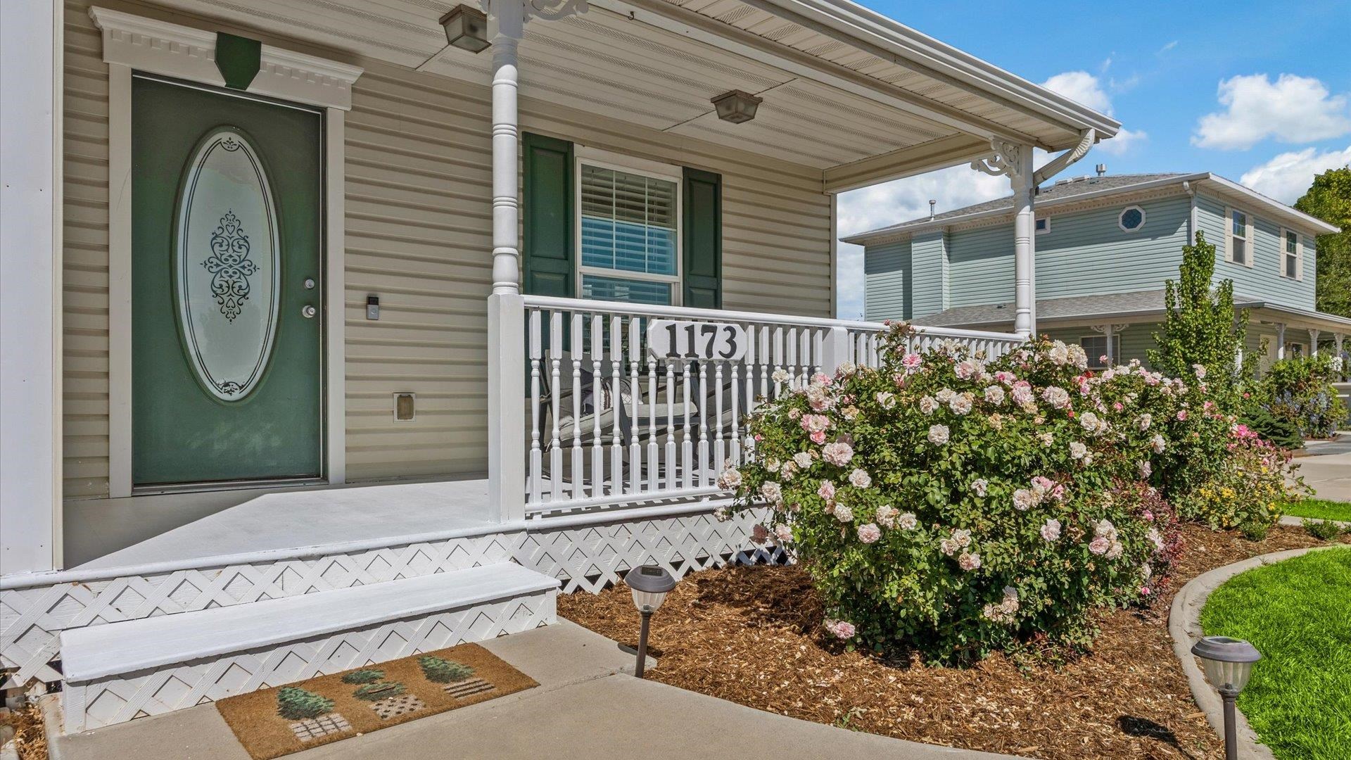 1173 Inverness Way Property Photo 4