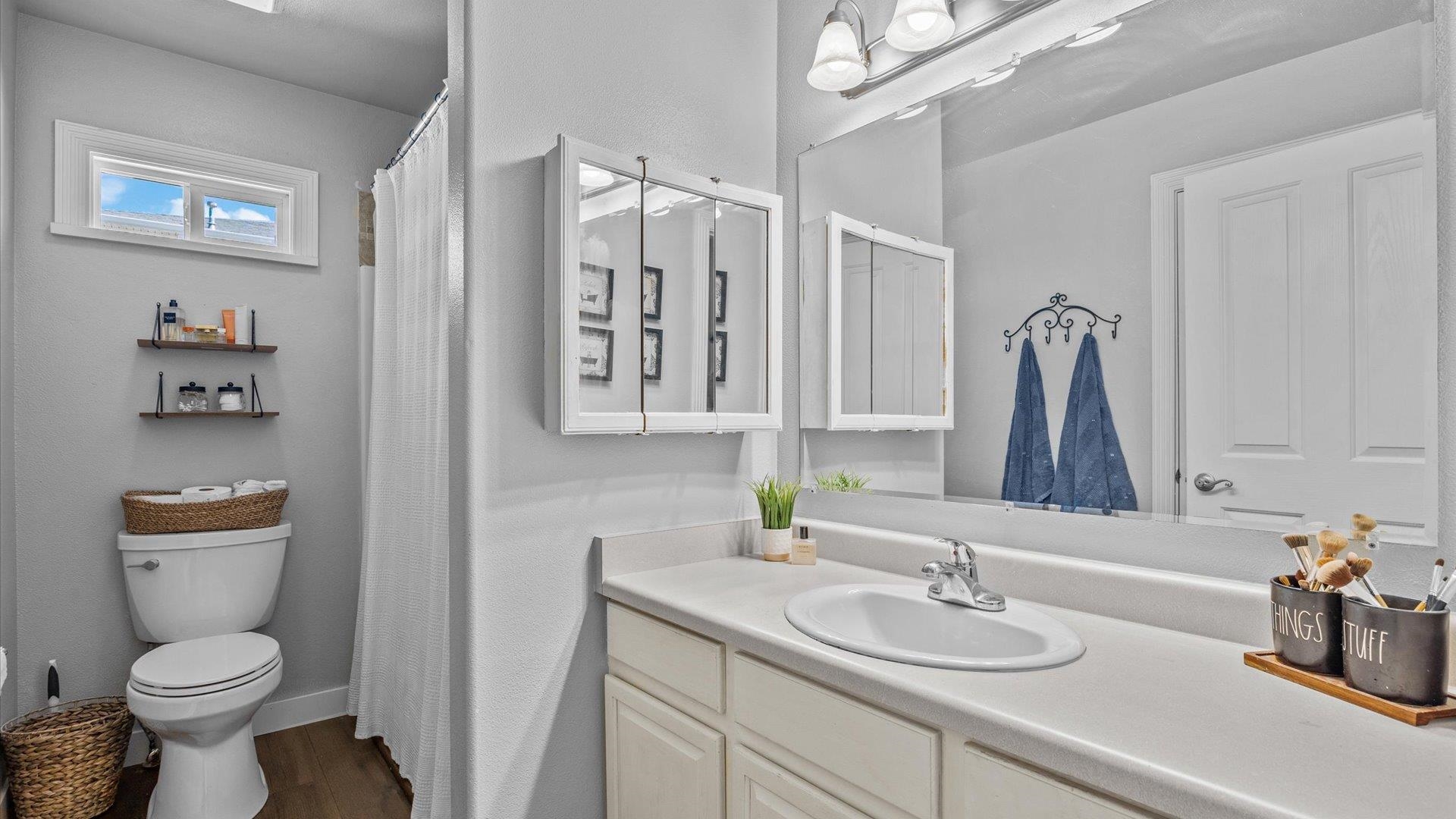 1173 Inverness Way Property Photo 14