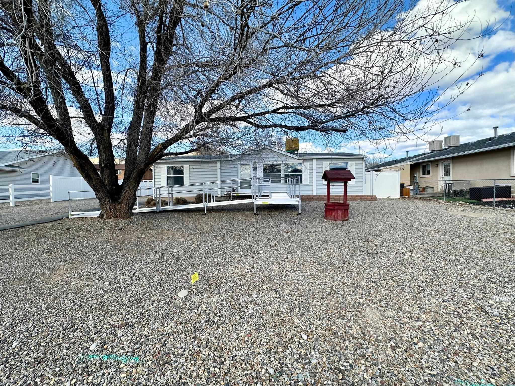 422 Pendleton Street Property Photo 2