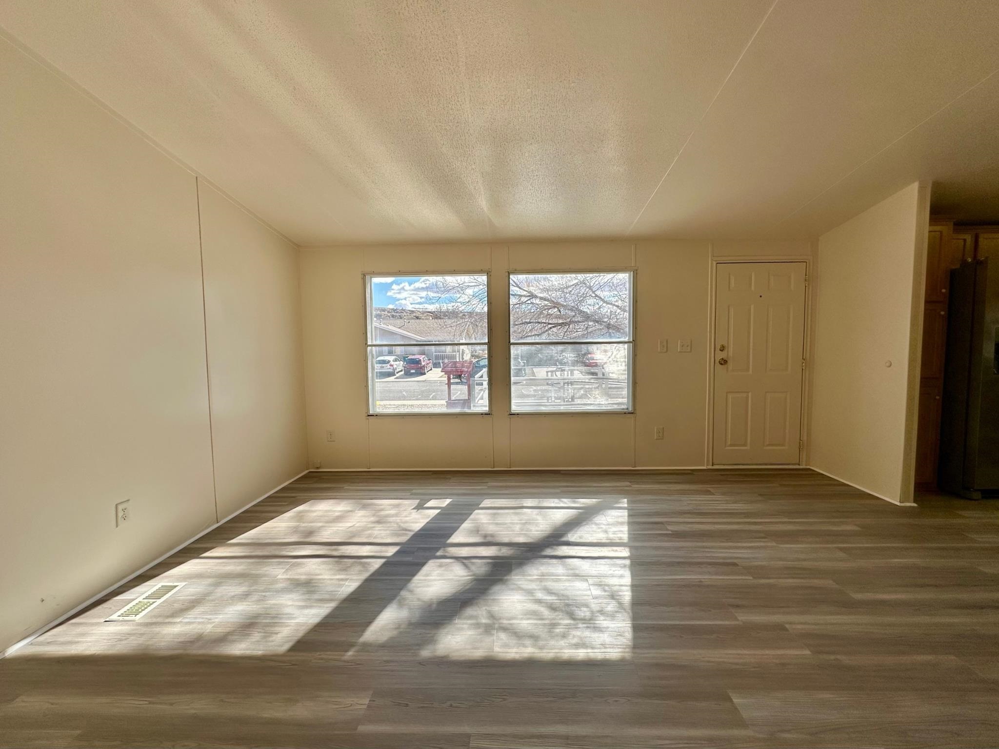 422 Pendleton Street Property Photo 8