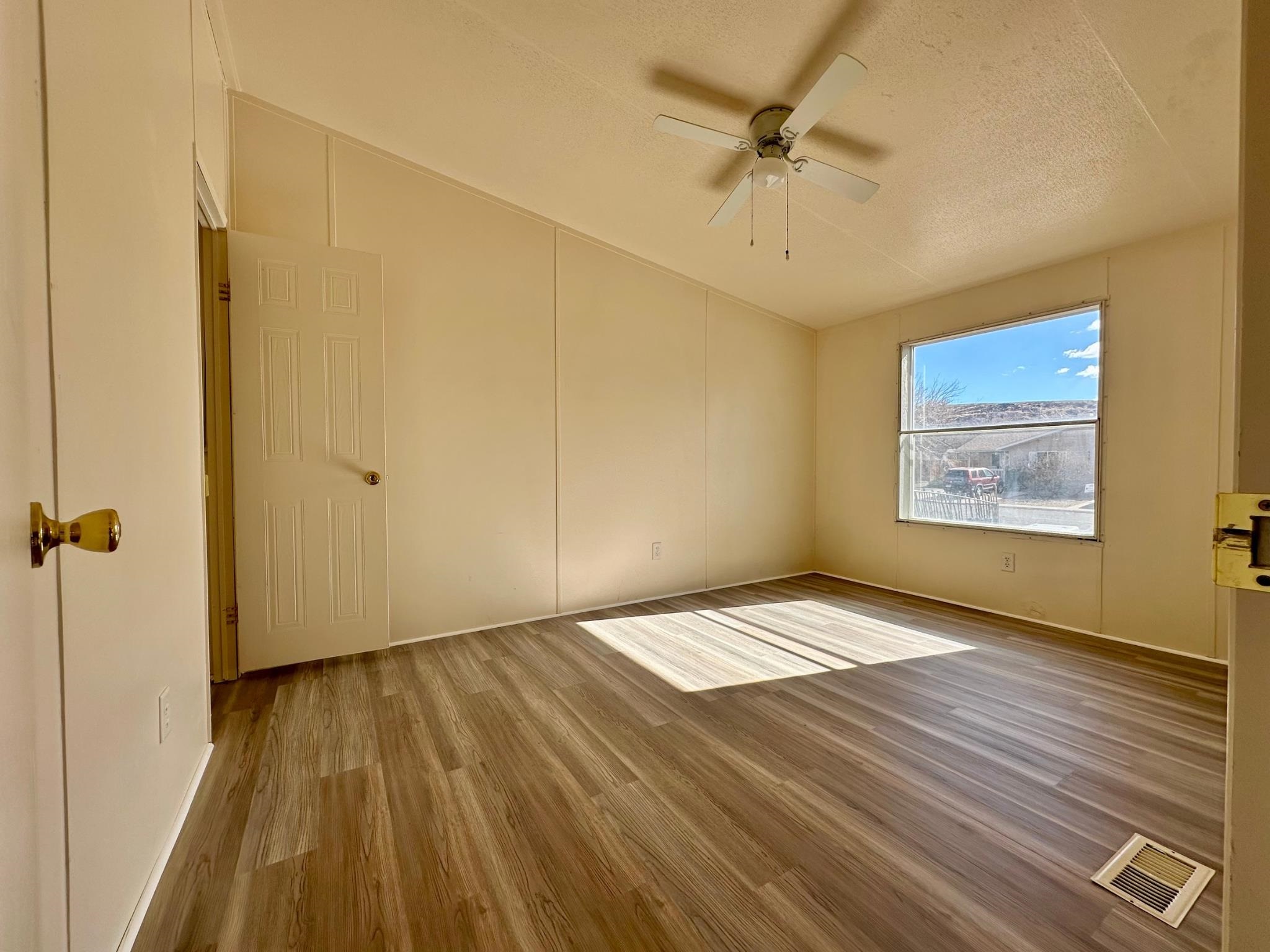 422 Pendleton Street Property Photo 22