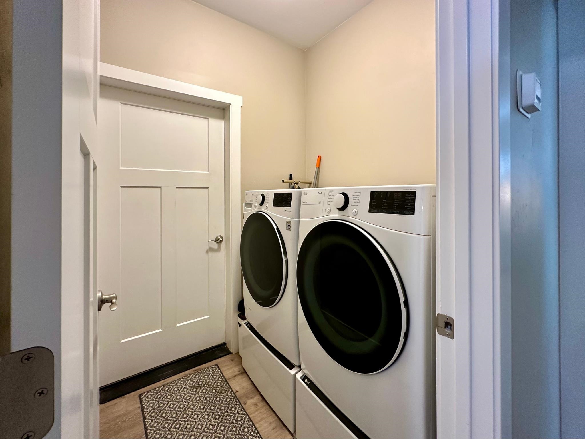611 1/2 Wagon Way Property Photo 31