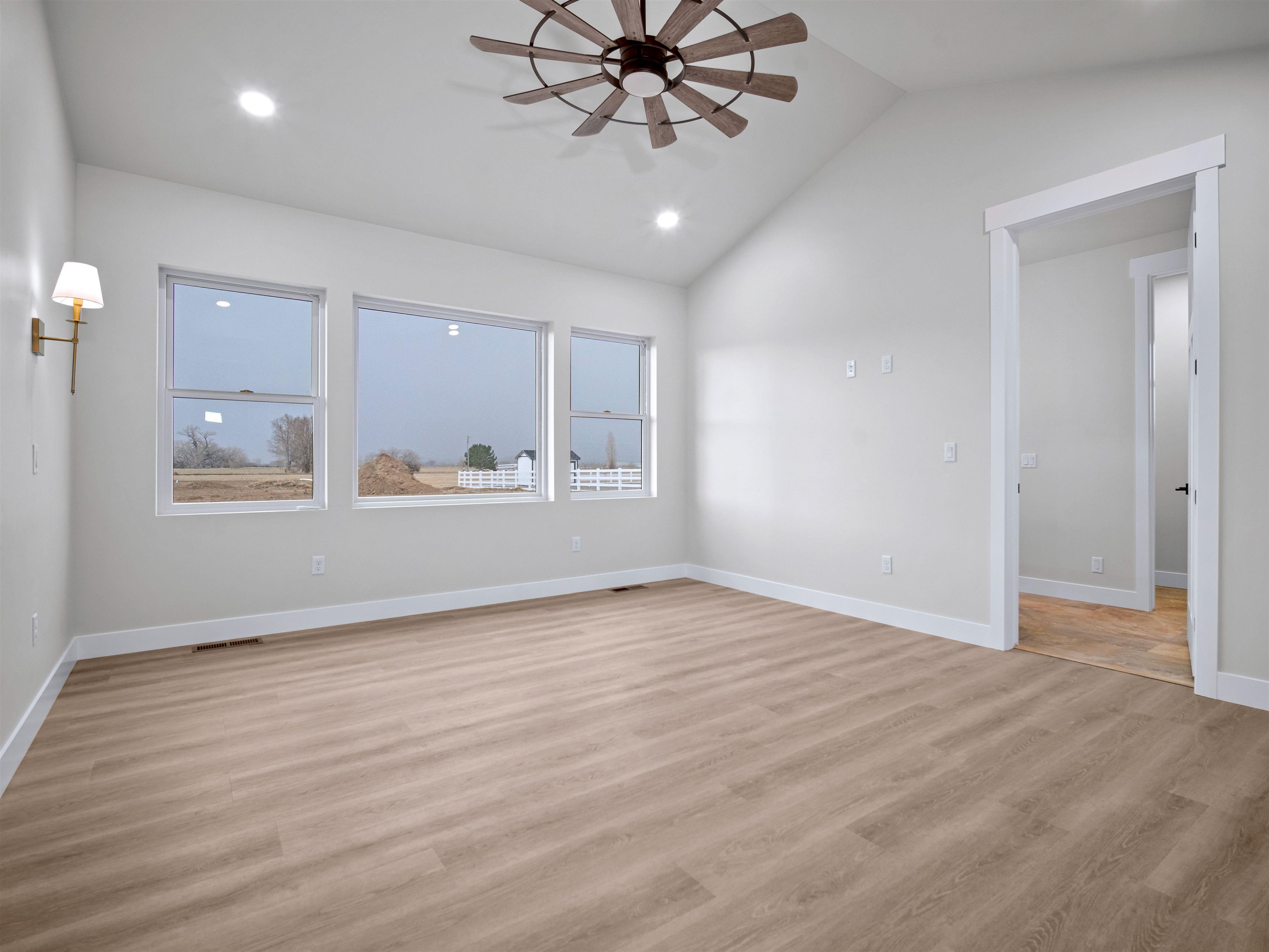 1667 Kangaroo Court Property Photo 20