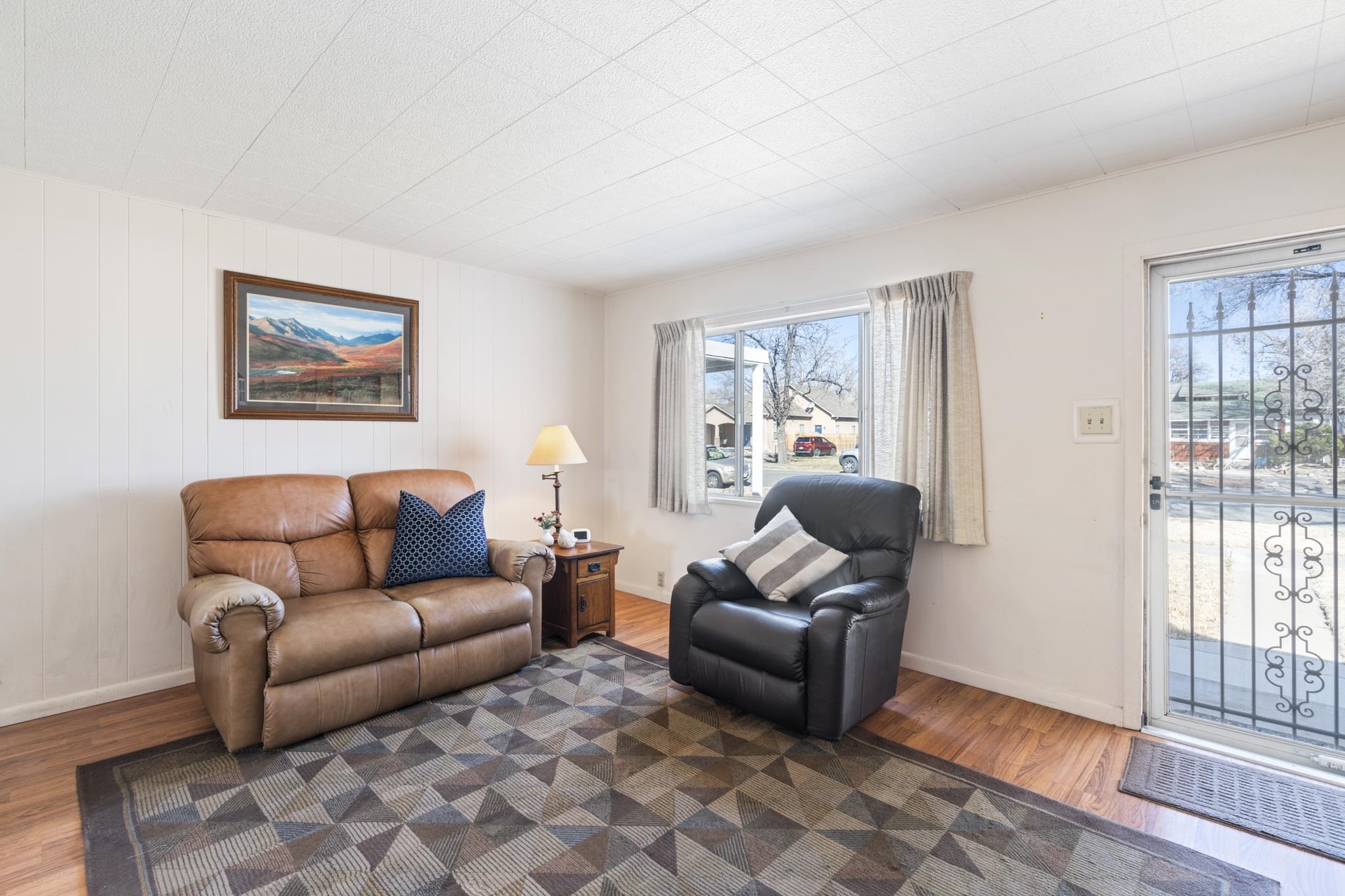 1335 Colorado Avenue Property Photo 2