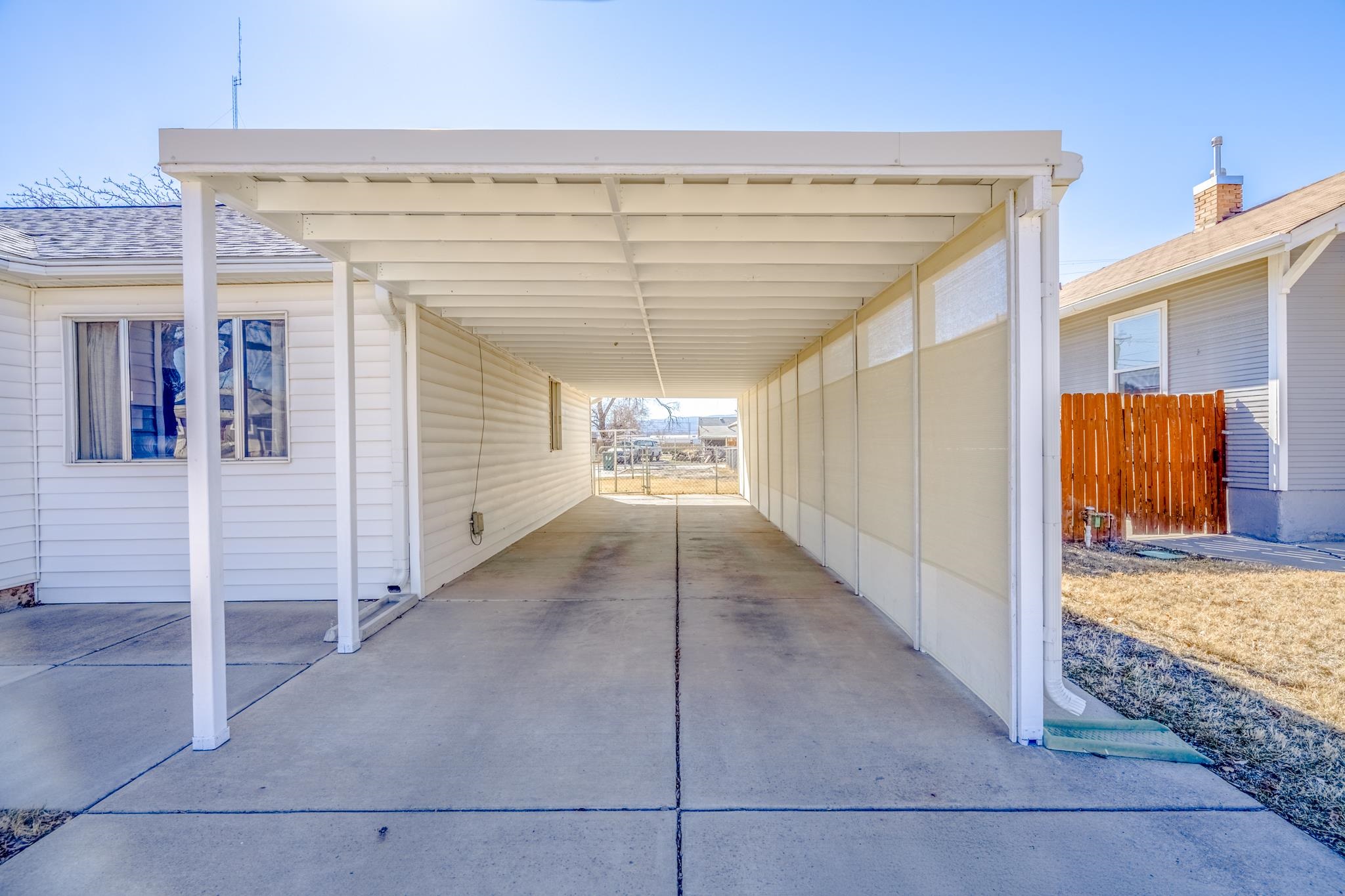1335 Colorado Avenue Property Photo 11