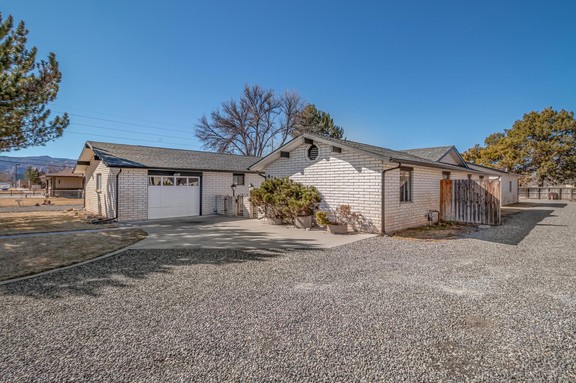 419 N Mesa Street Property Photo 4