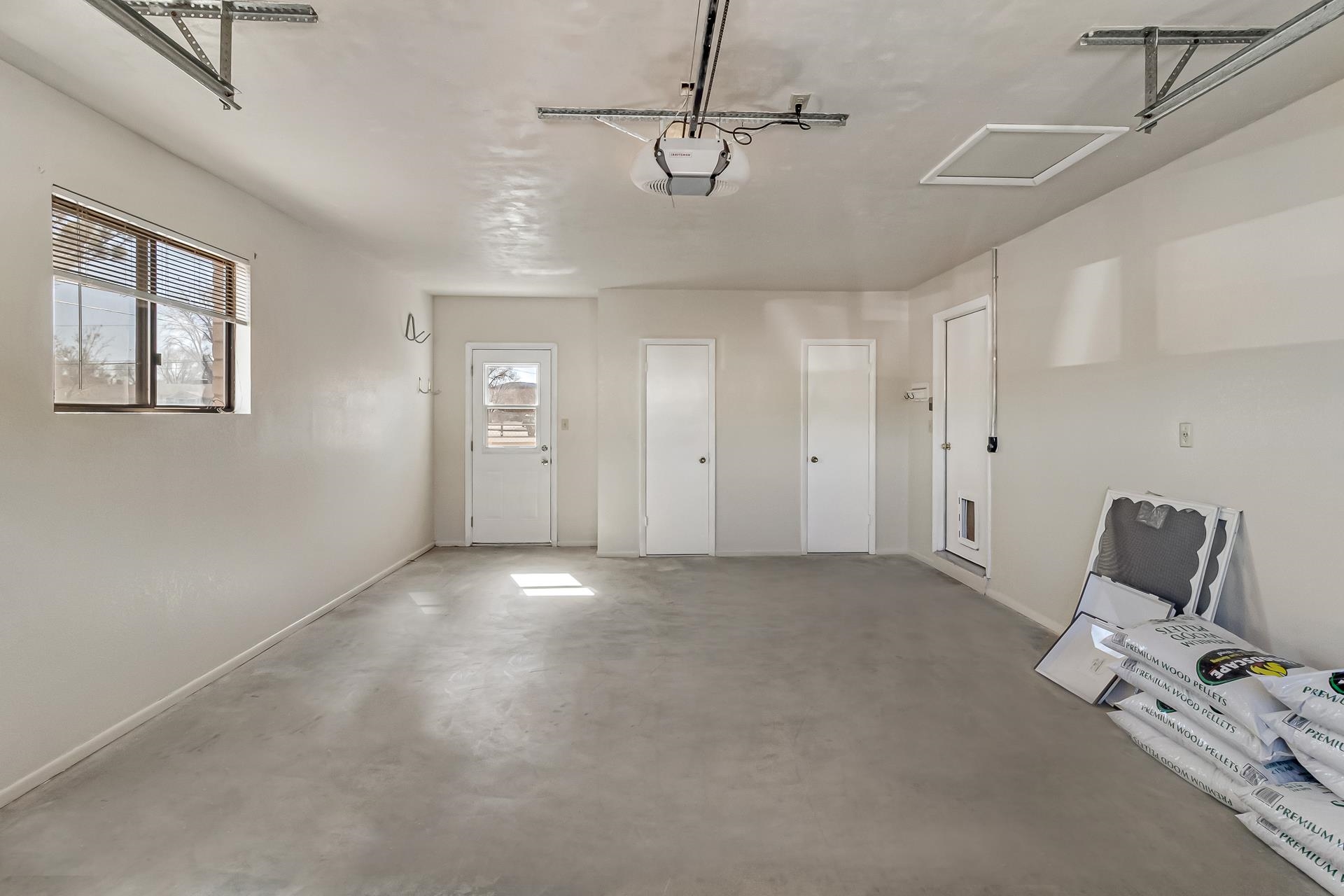 419 N Mesa Street Property Photo 41