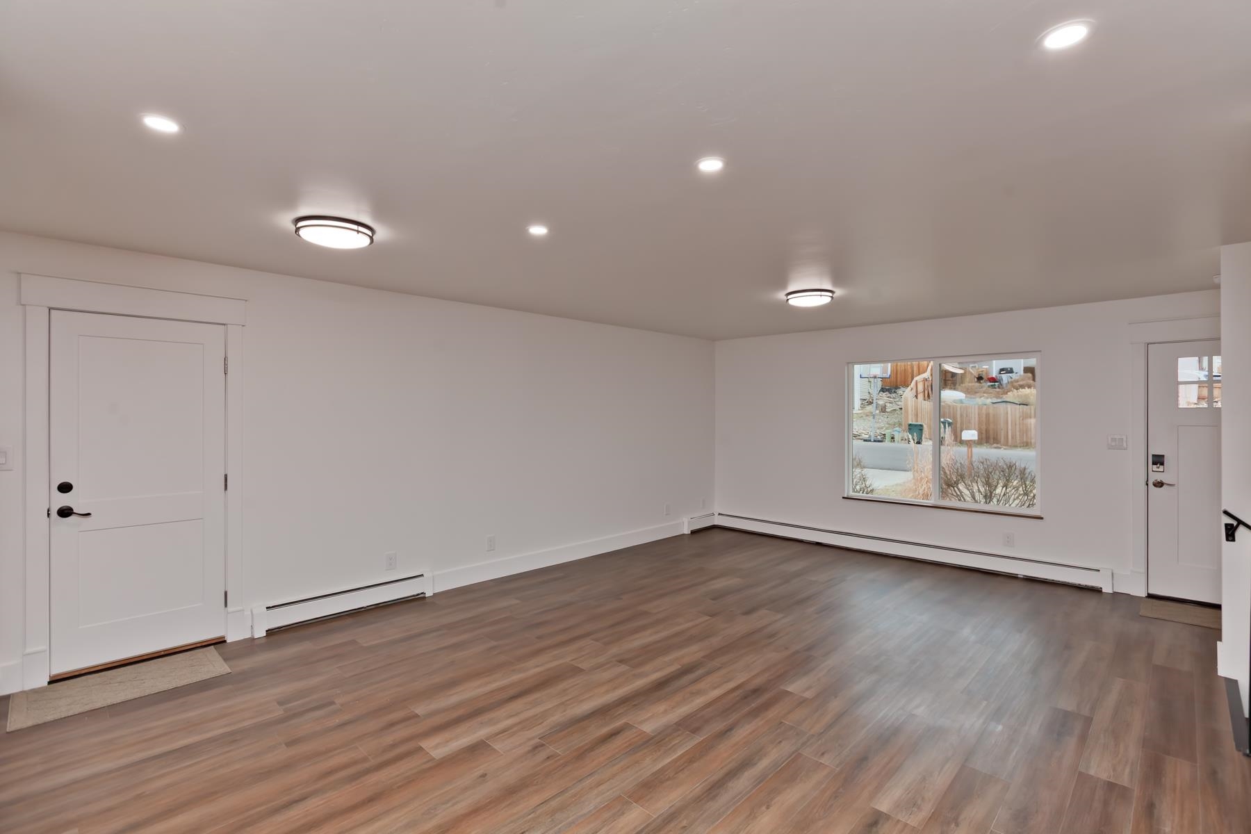 2412 Hidden Valley Drive Property Photo 15