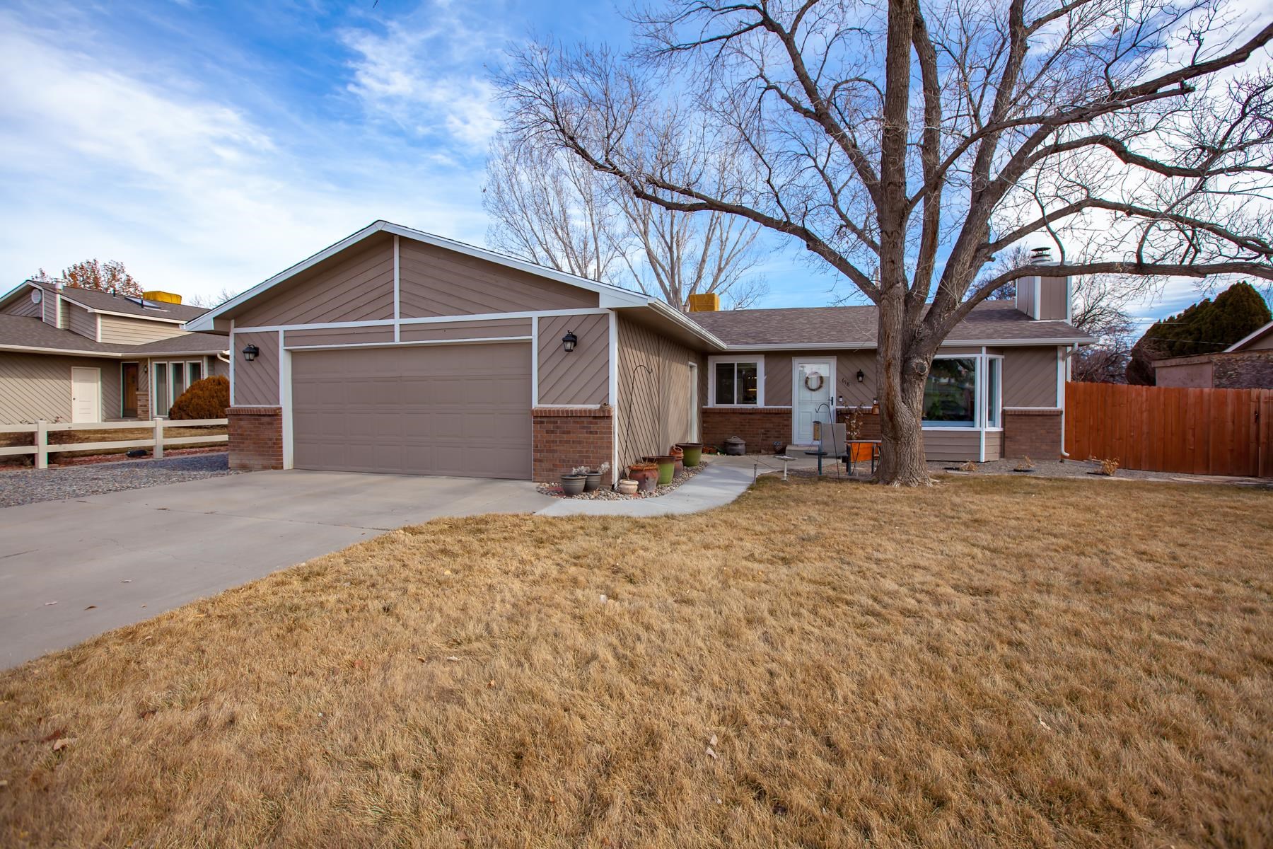 Oxbow West Real Estate Listings Main Image