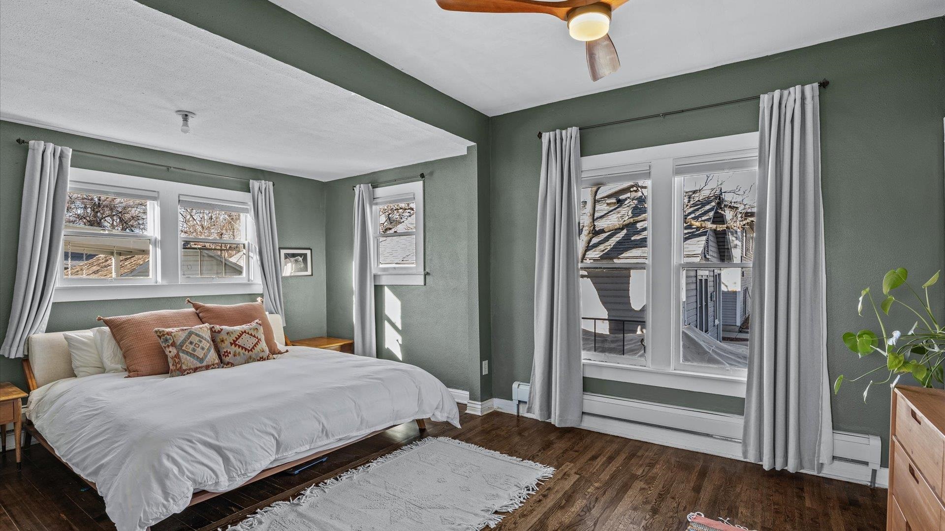 625 Belford Avenue Property Photo 13