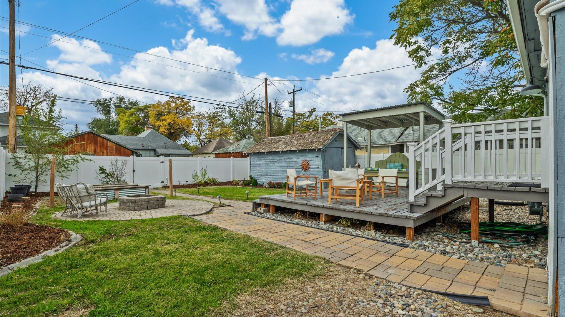 625 Belford Avenue Property Photo 28
