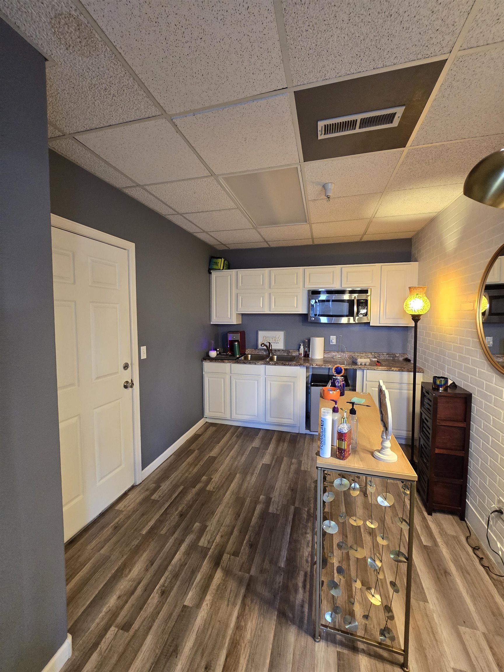 359 Colorado Avenue Property Photo 7
